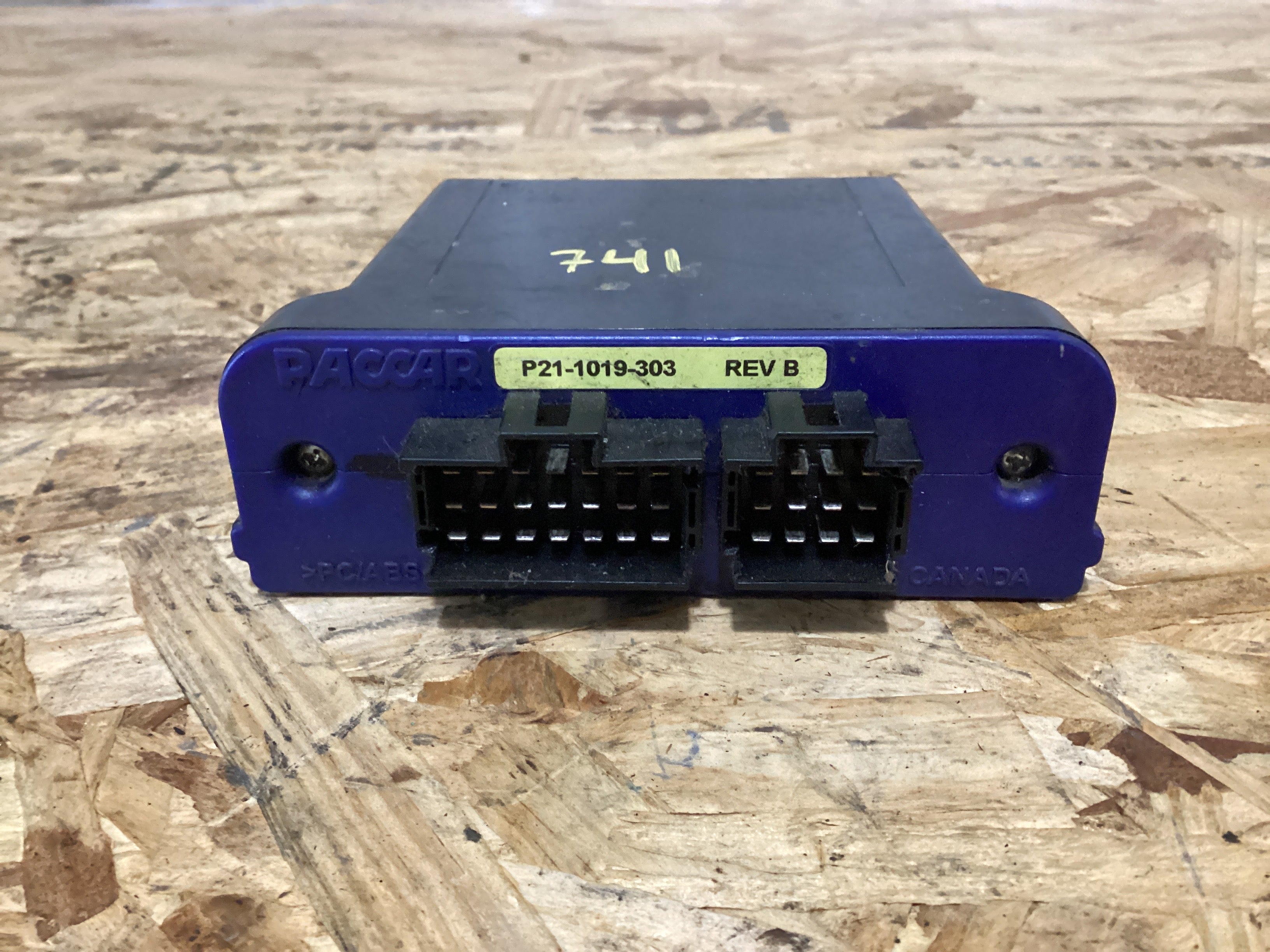 USED | LIGHT CONTROL MODULE PETERBILT | SKU741