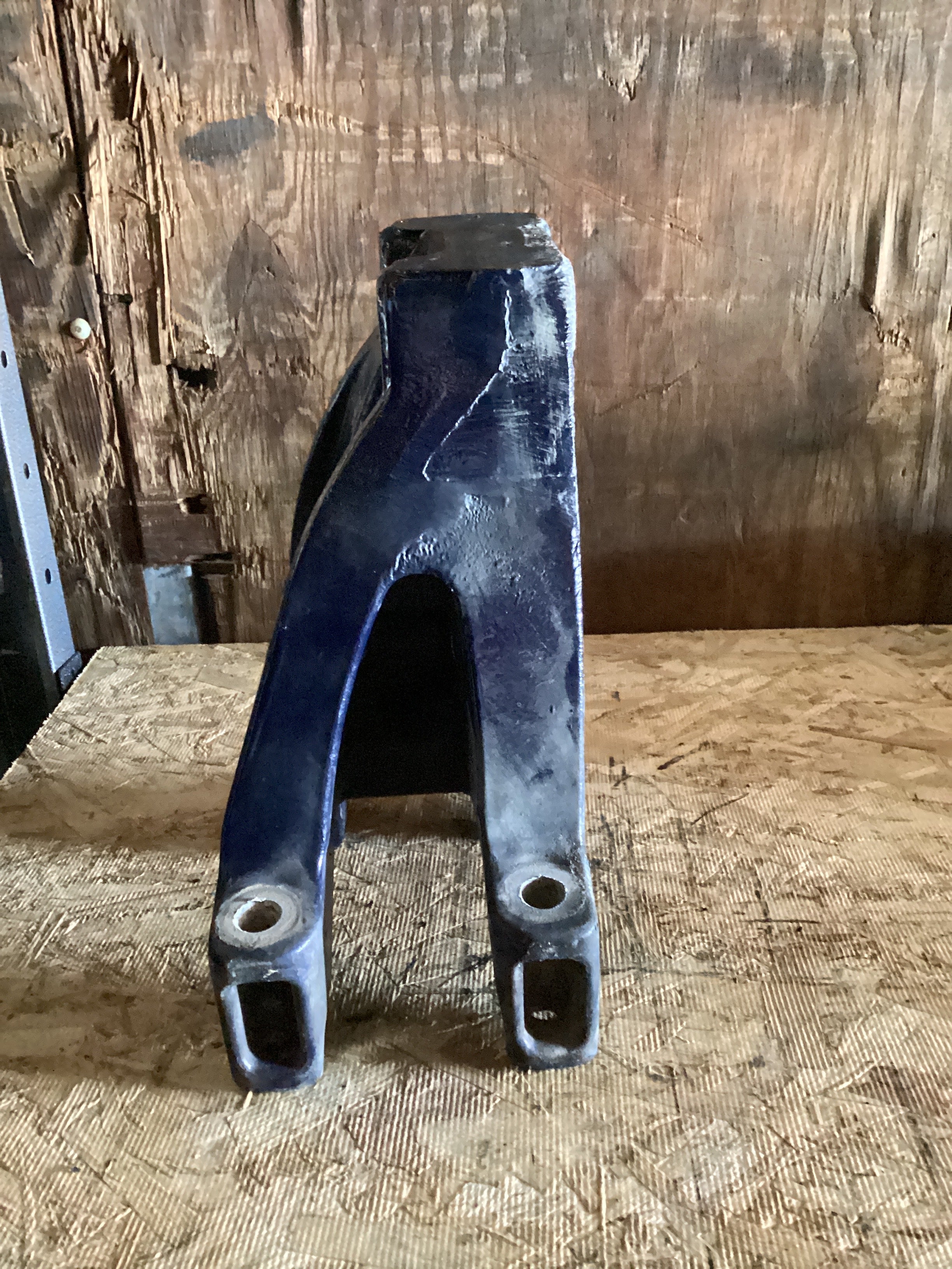 USED | REAR SUSPENSION LEAF HANGER LHS KW & PETERBILT | SKU780