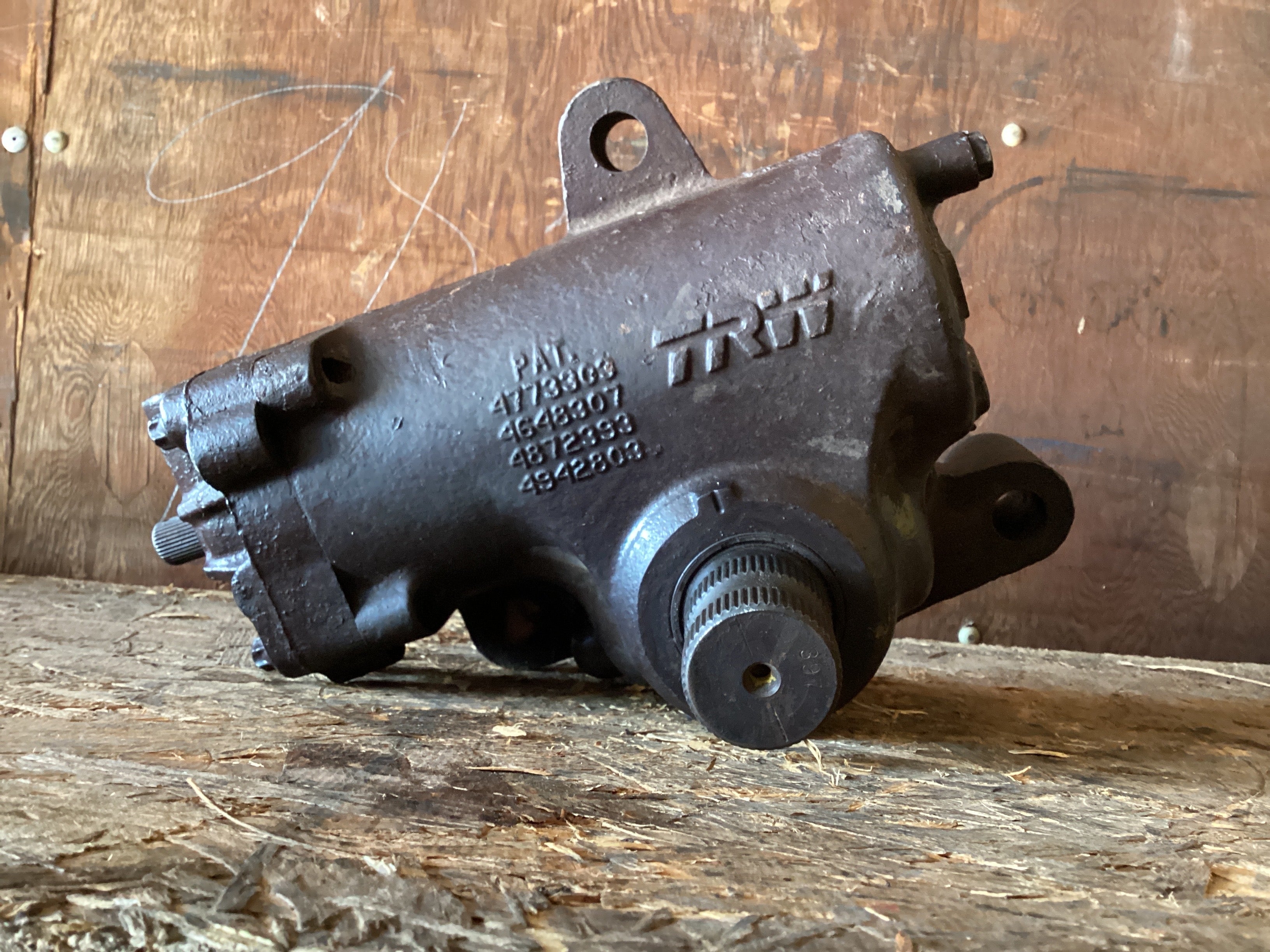 USED | POWER STEERING GEAR BOX FREIGHTLINER | SKU1,174