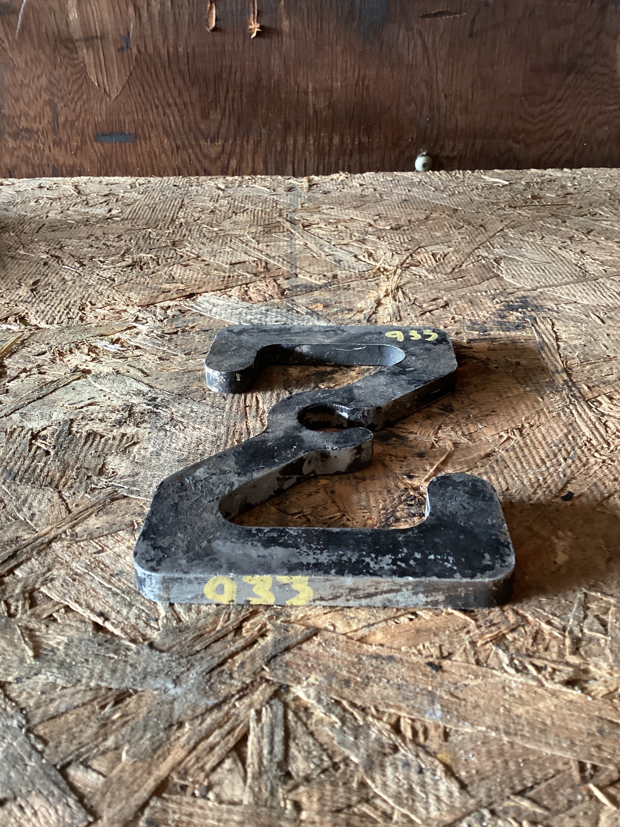 USED | FRONT LEAF SPRING SPACER | SKU933