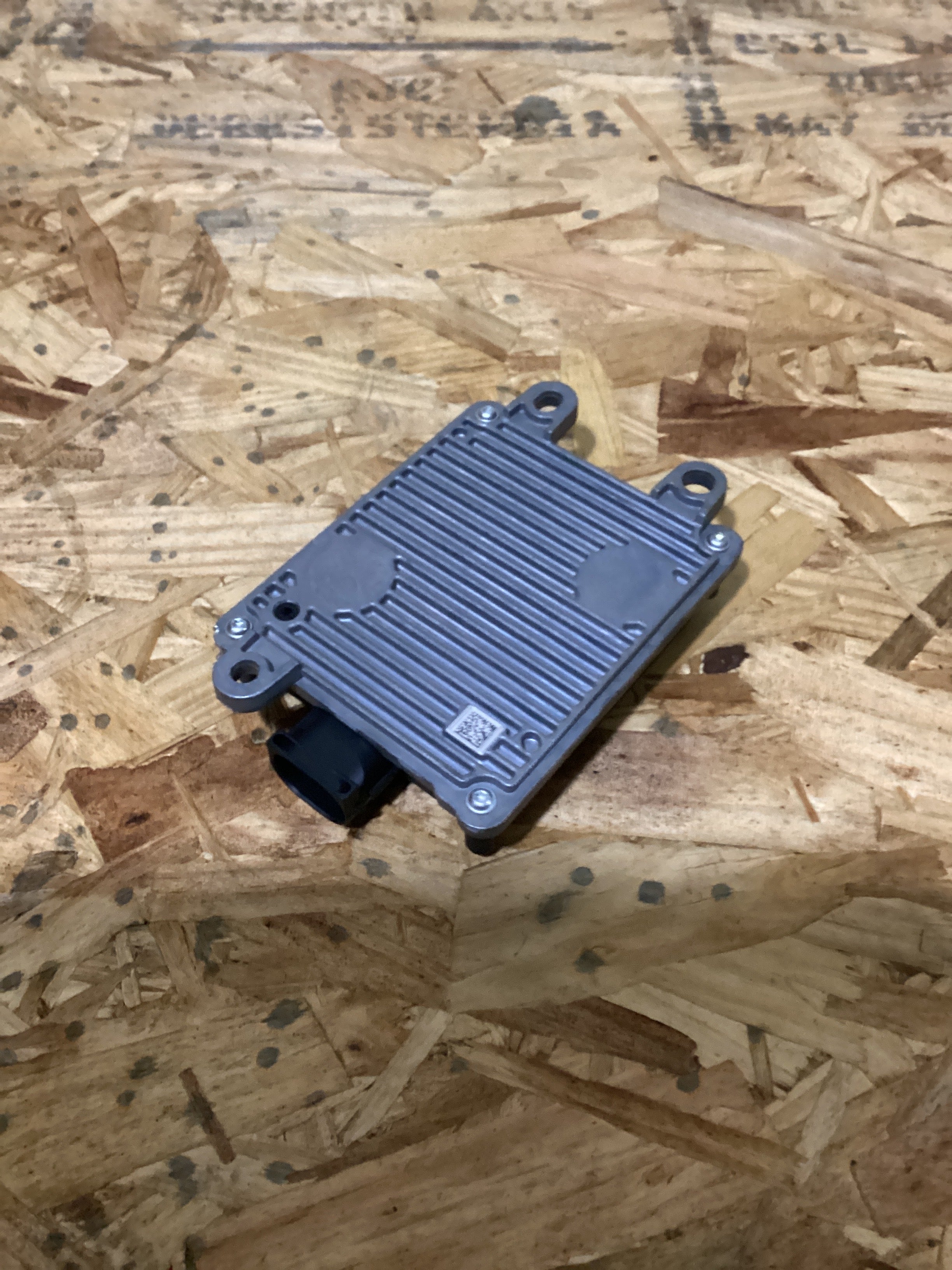NEW | FRONT END RADAR SENSOR | SKU665