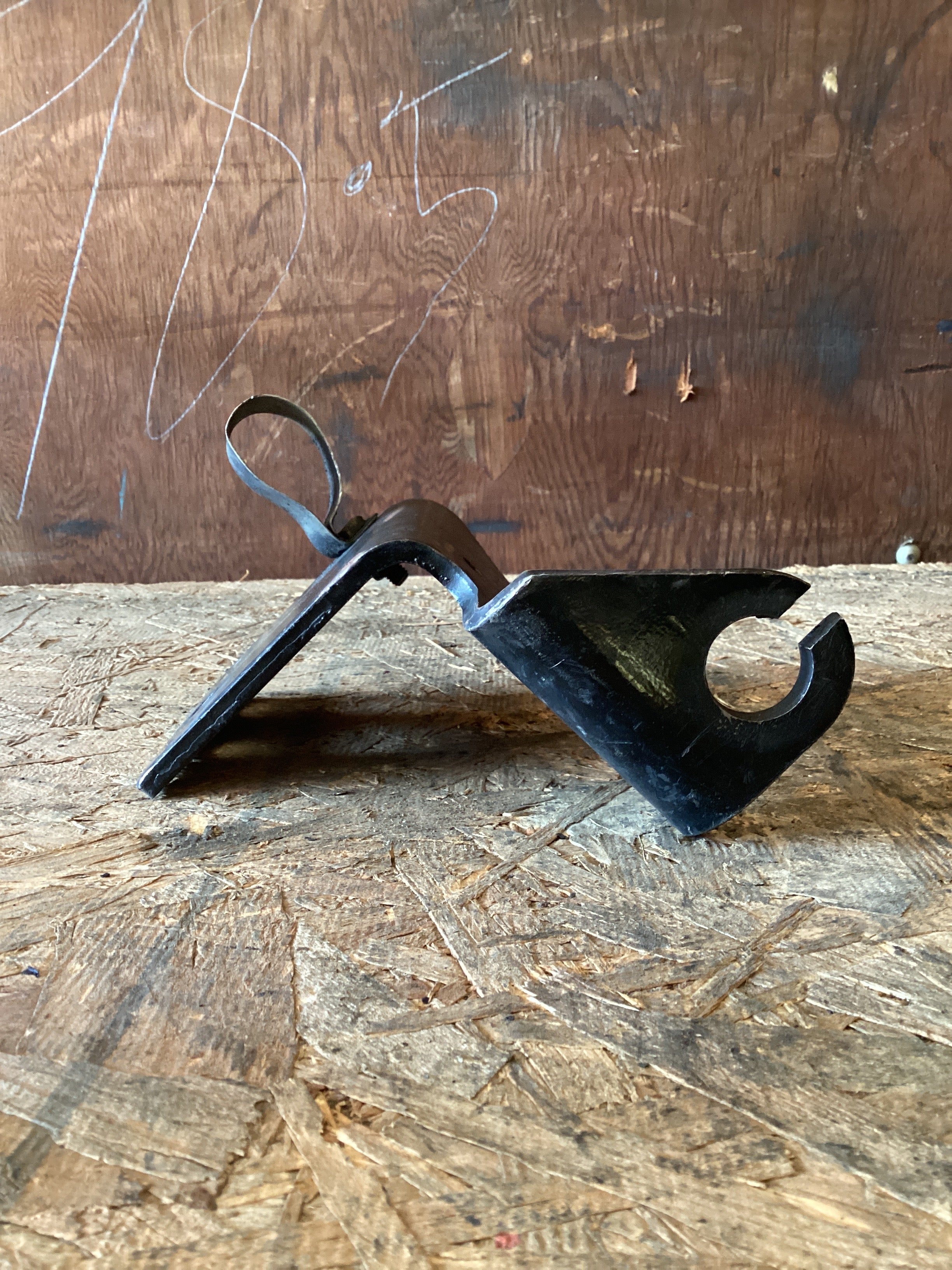 USED | TRUCK SUSPENSION BRACKET | SKU1,040