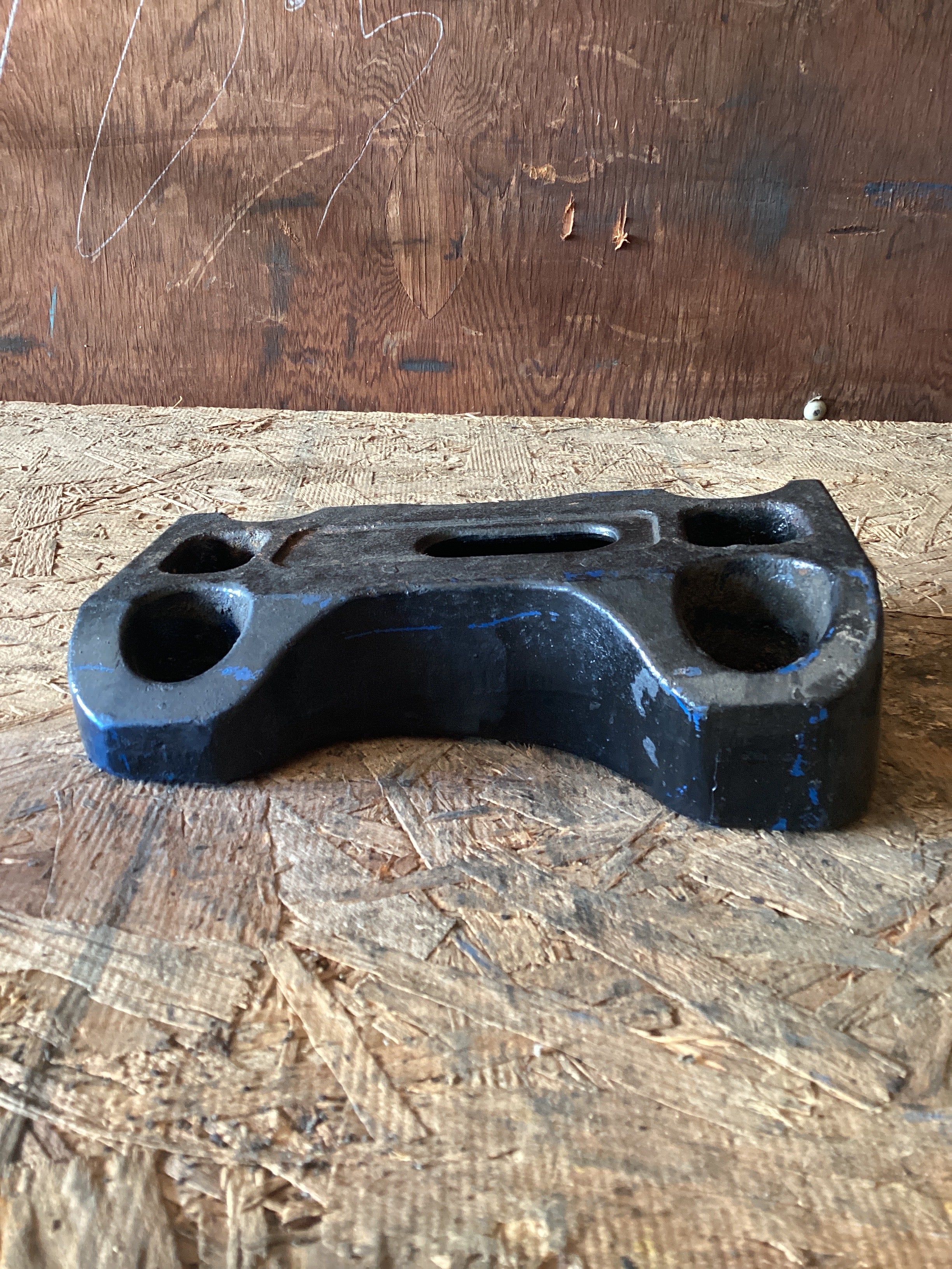 USED | REAR LEAF SPRING U BOLT PLATE INTERNATIONAL | SKU992