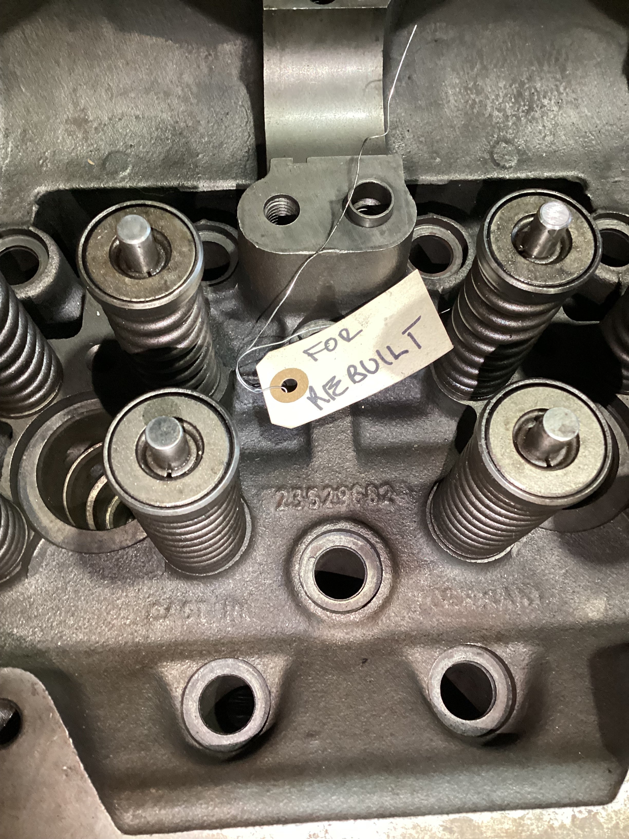 USED | ENGINE CYLINDER HEAD DETROIT 14 LITERS , NEEDS TO BE REBUILT BEFORE INSTALL IT | SKU1,230