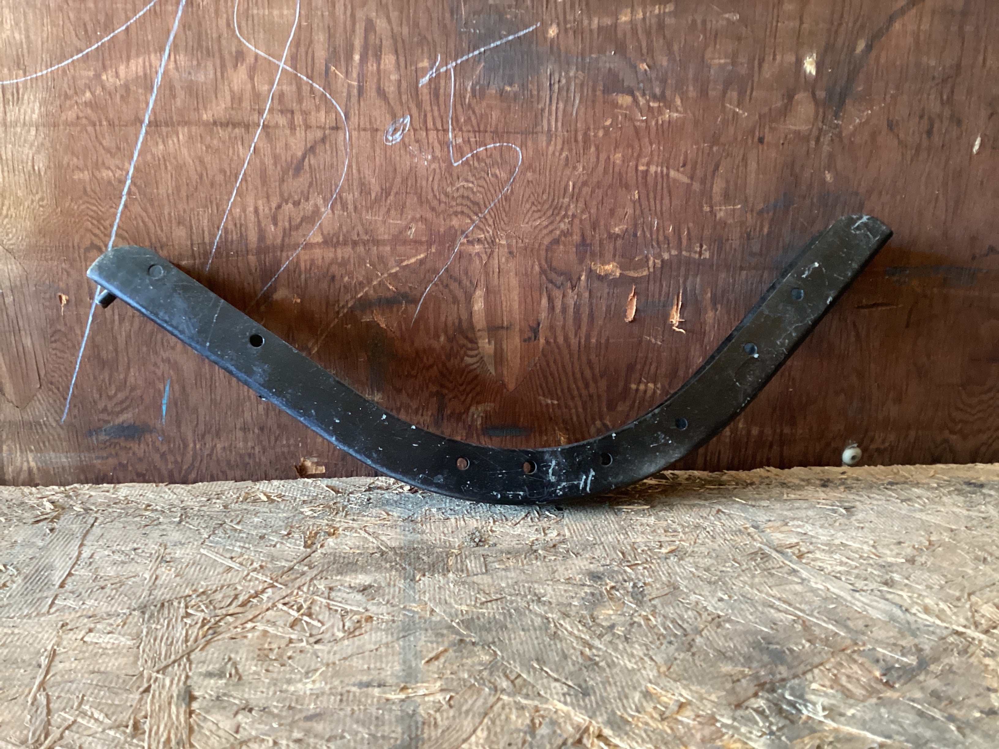 USED | CAB EXTENDER FAIRING BRACKET ONLY FREIGHTLINER | 1,076