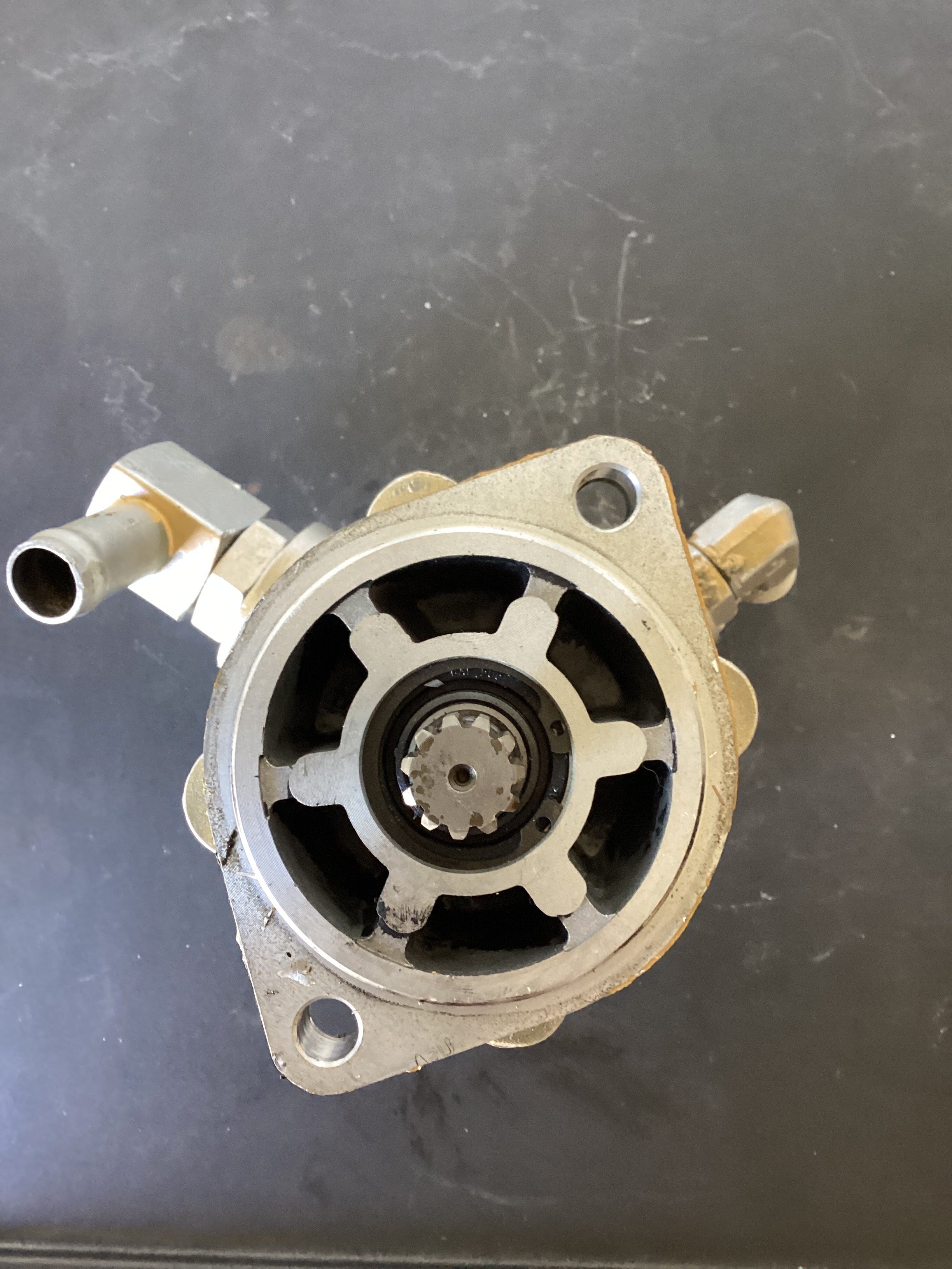 USED | POWER STEERING PUMP | SKU522