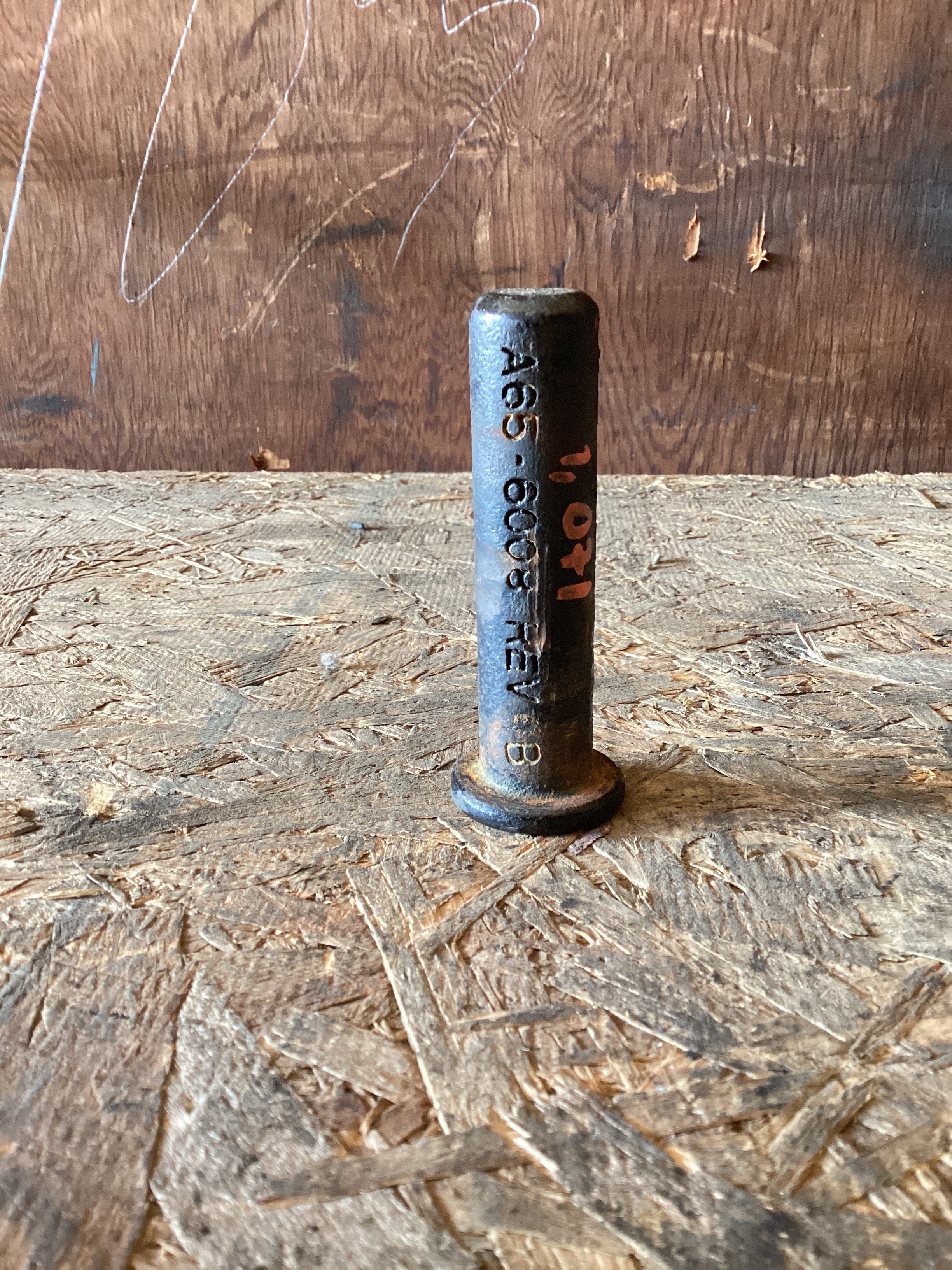 USED | TOW HOOK PIN KENWORTH | SKU1,071