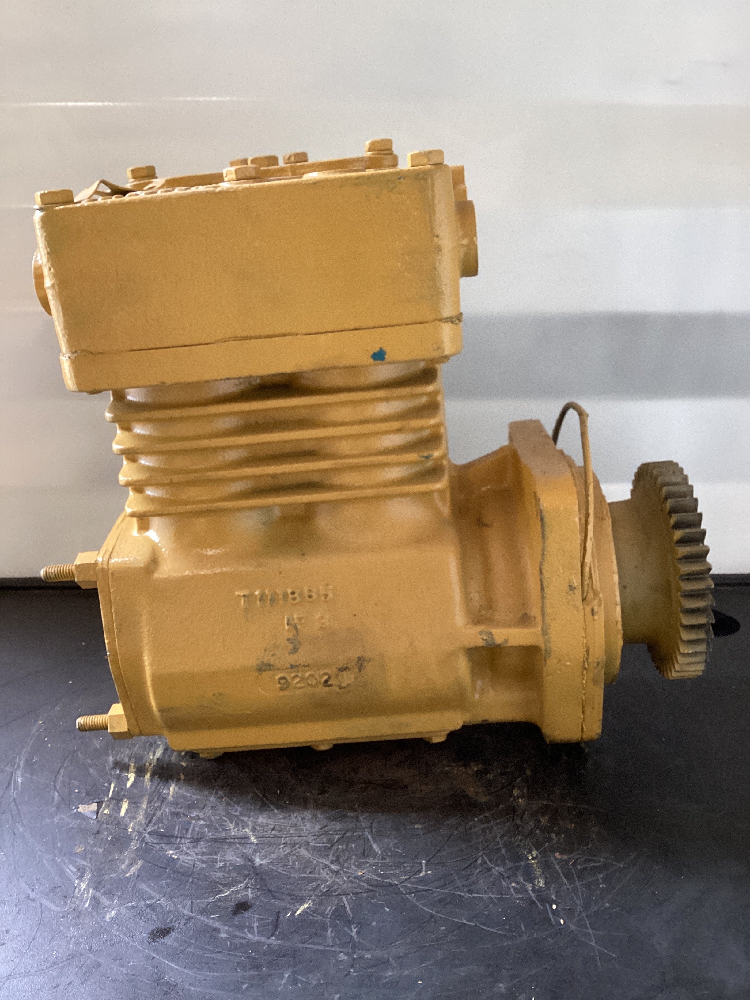 USED | AIR COMPRESSOR CATERILAR | SKU451