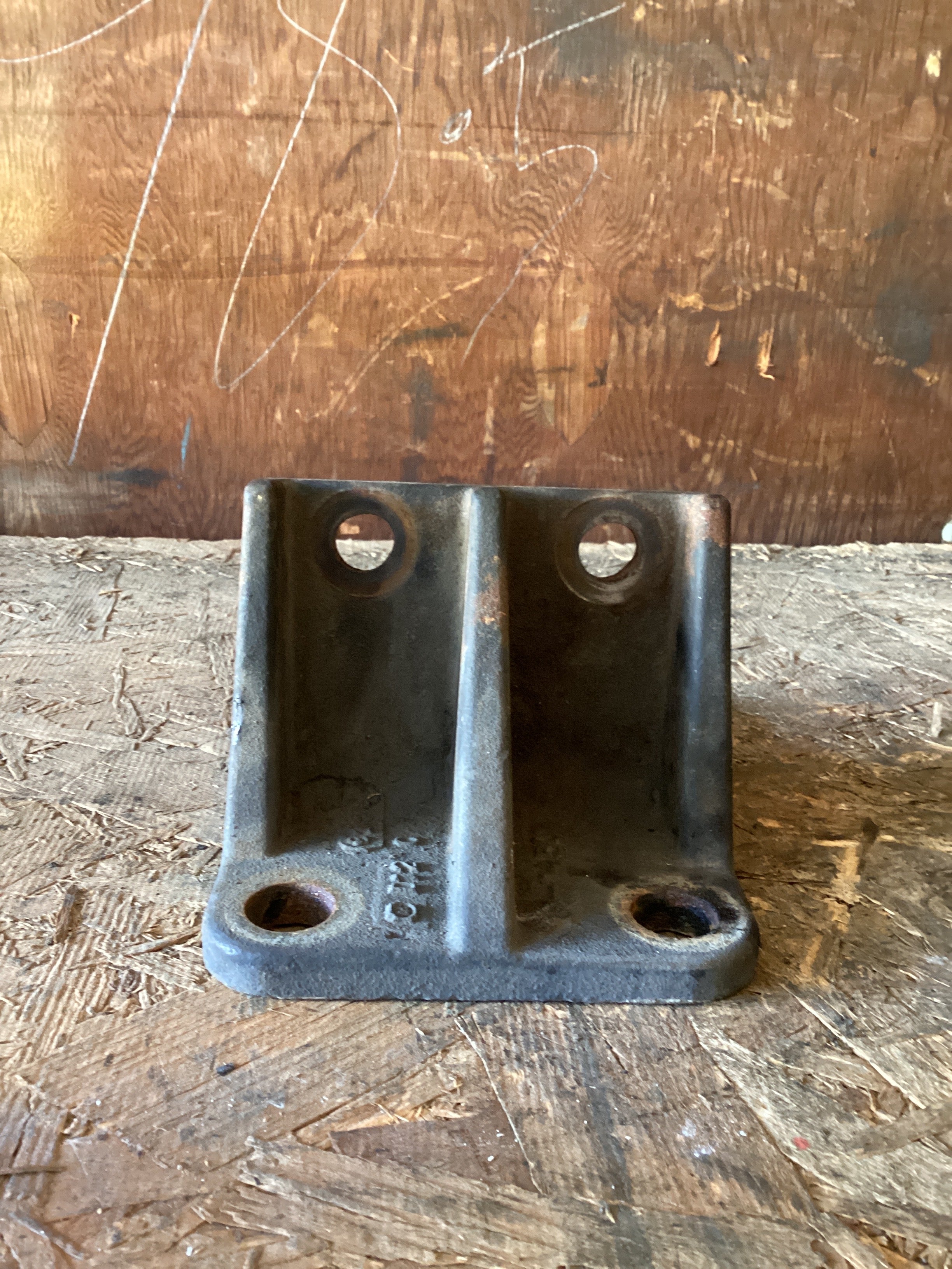 USED | REAR ENGINE MOUNT CUMMINS N14 | SKU1,120