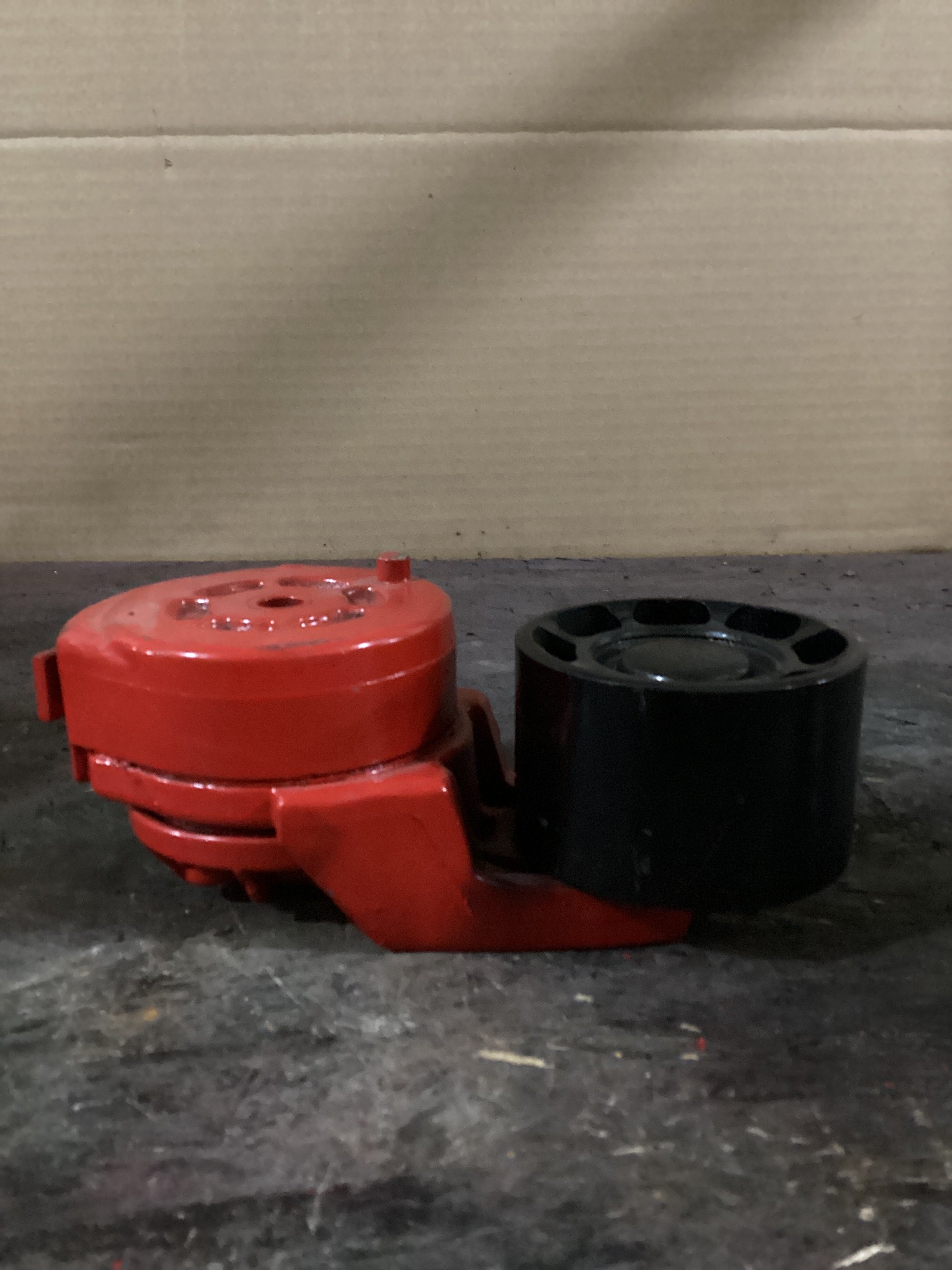 USED | ENGINE BELT TENSIONER CUMMINS ISX | SKU863