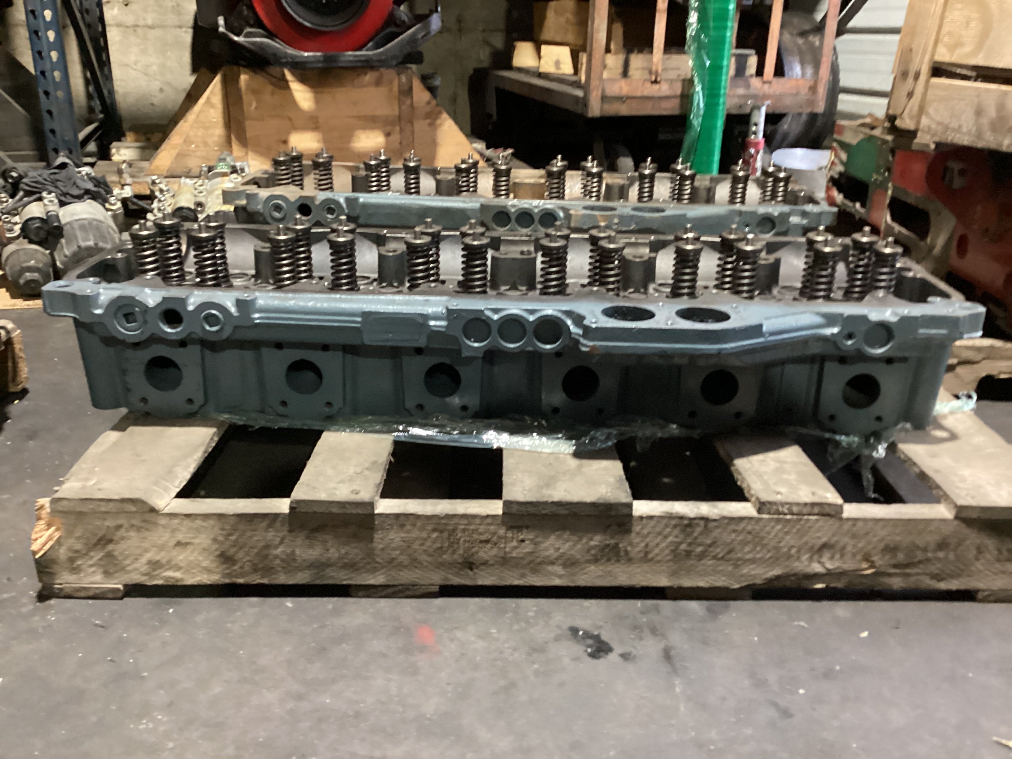USED | ENGINE CYLINDER HEAD DETROIT 12.7 LITERS ALREADY REBUILT READY TO INSTALL IT | SKU1,228