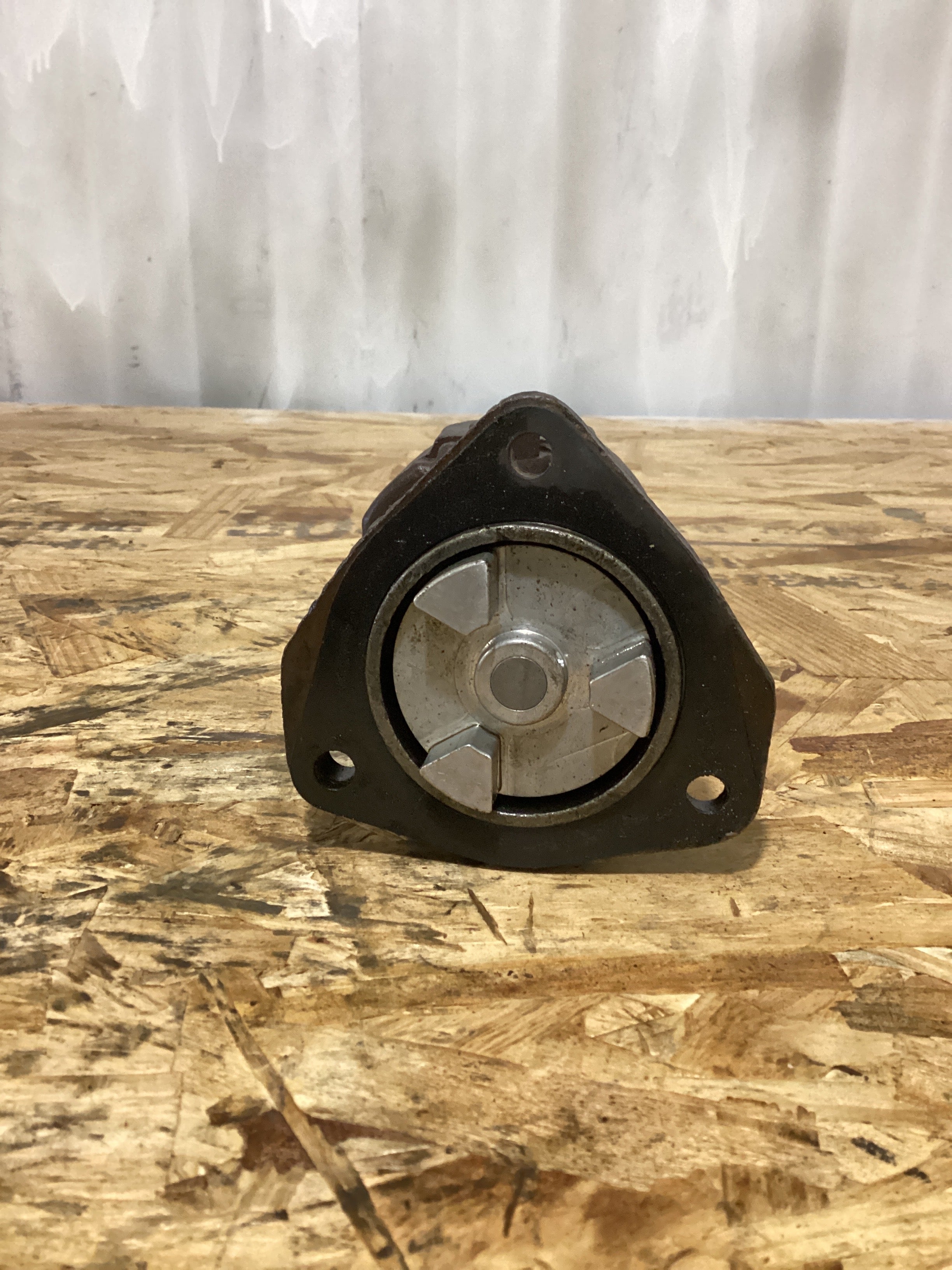 USED | FUEL PUMP DETROIT 12.7L | SKU793