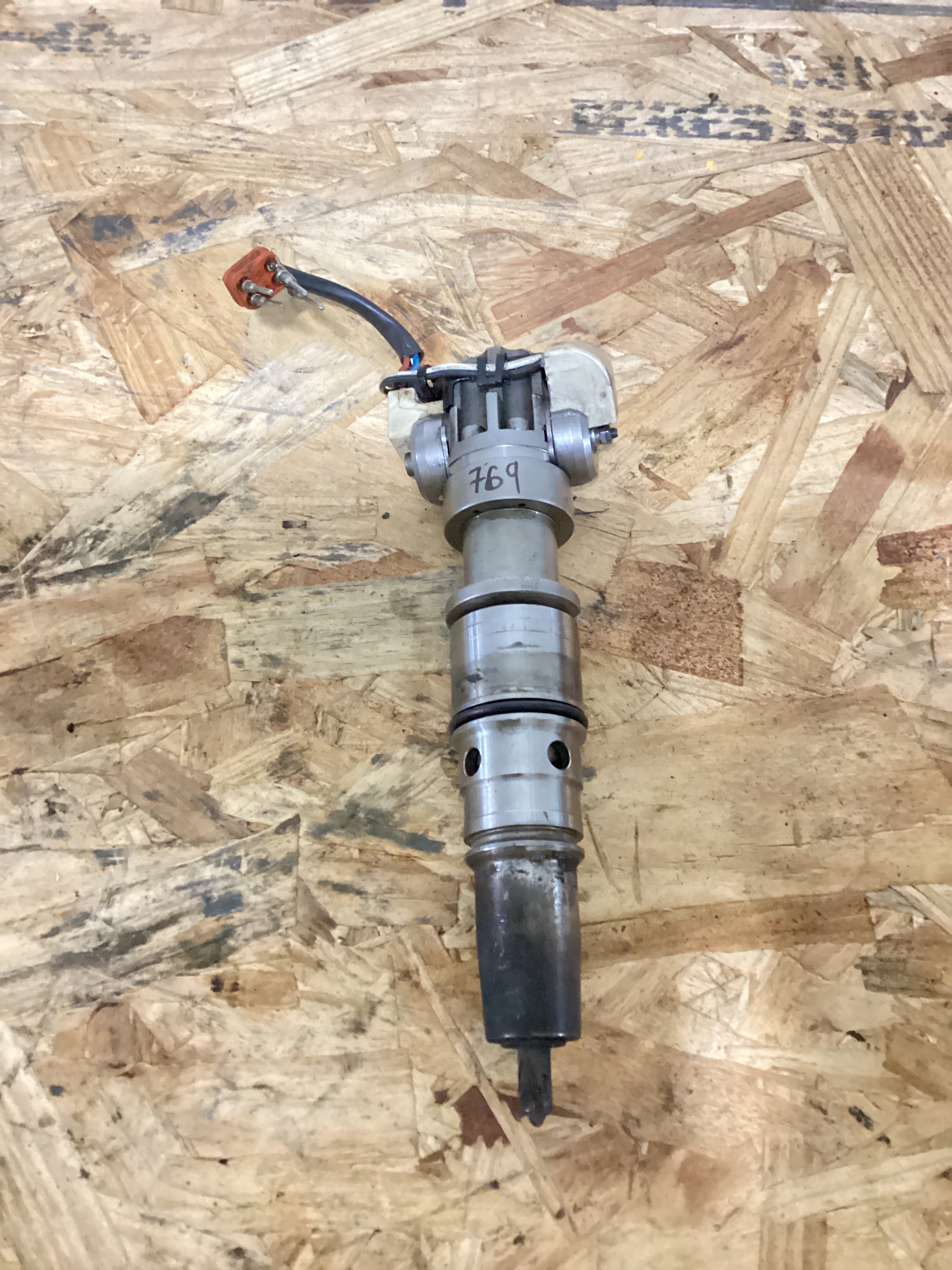 USED | FUEL INJECTOR INTERNATIONAL NAVISTAR MAXXFORCE | SKU769