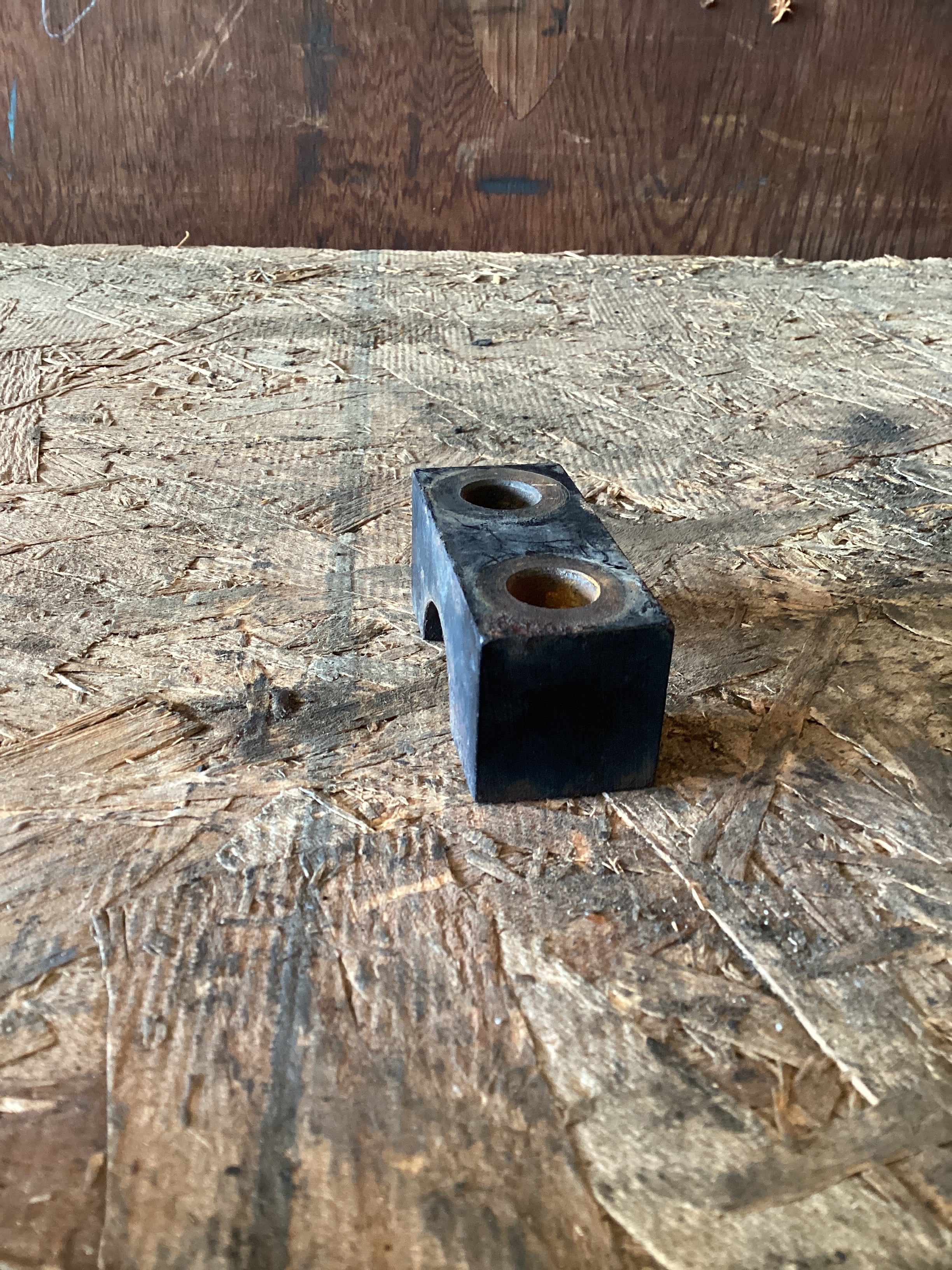 USED | SPRING PIN RETAINER FREIGHTLINER | SKU1,003