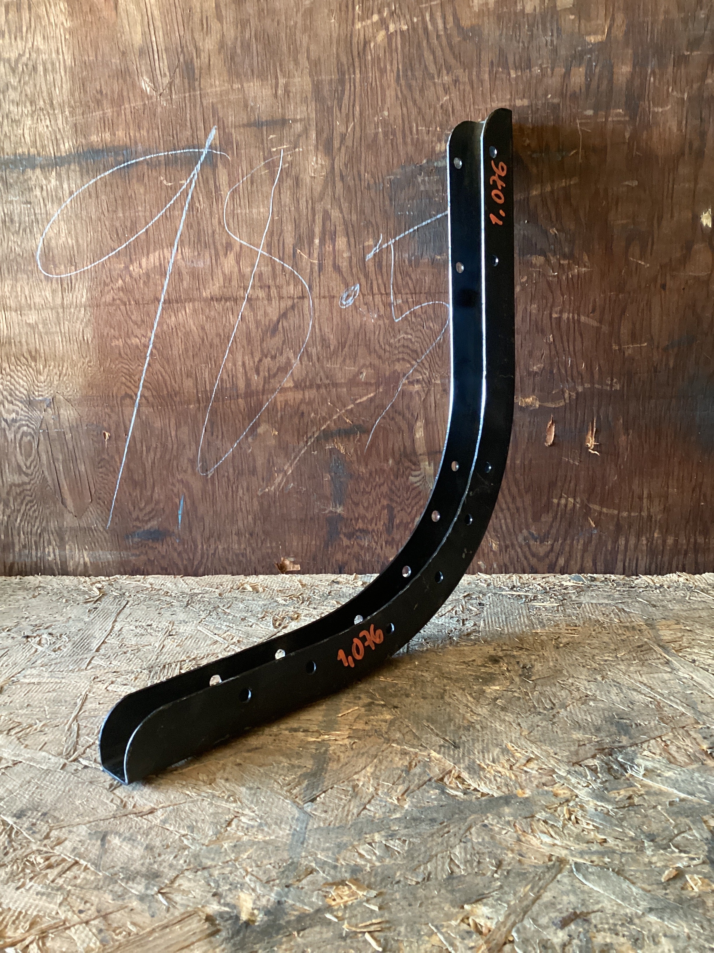 USED | CAB EXTENDER FAIRING BRACKET ONLY FREIGHTLINER | 1,076