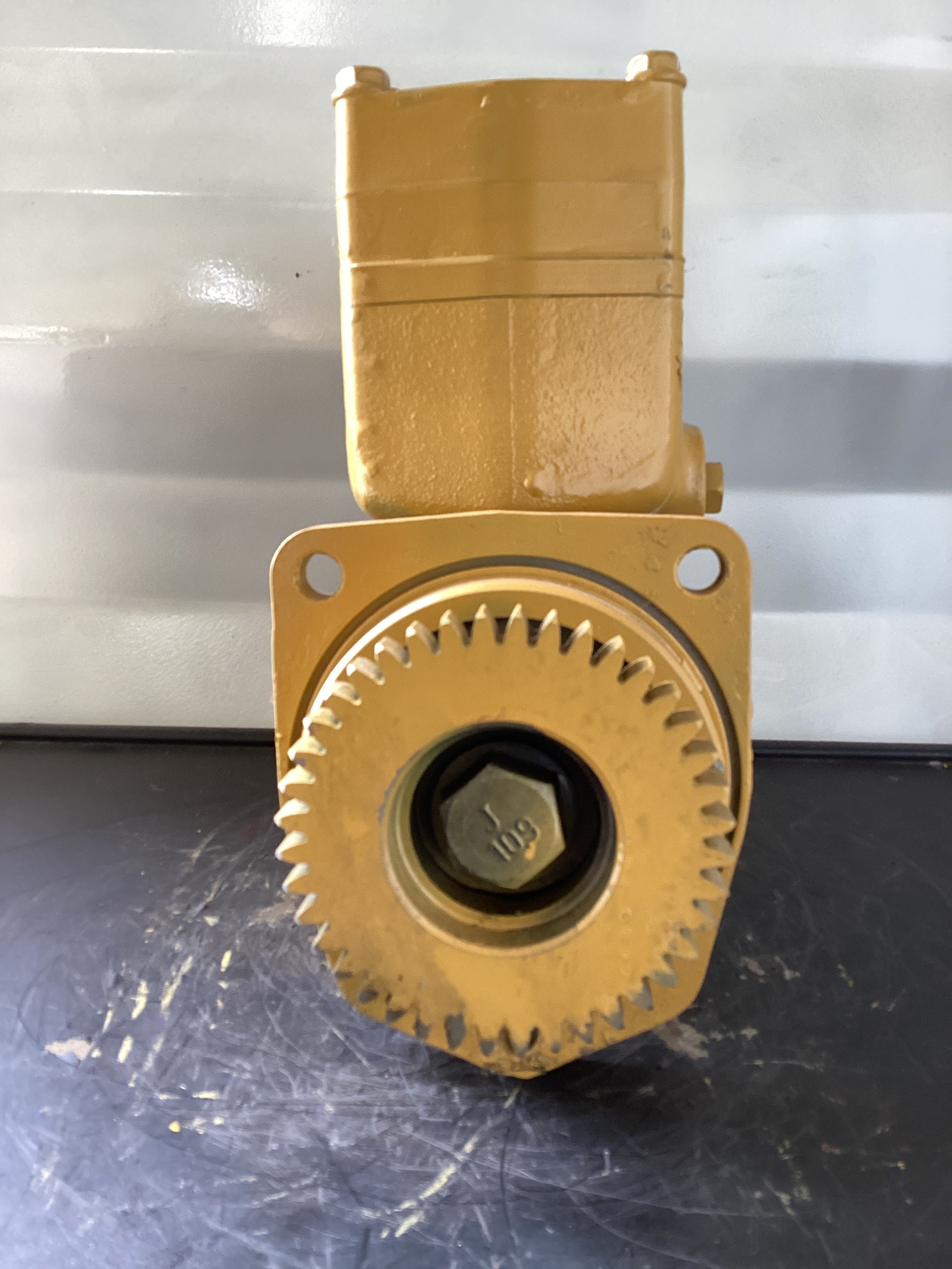 USED | AIR COMPRESSOR (CAT C15) | SKU456