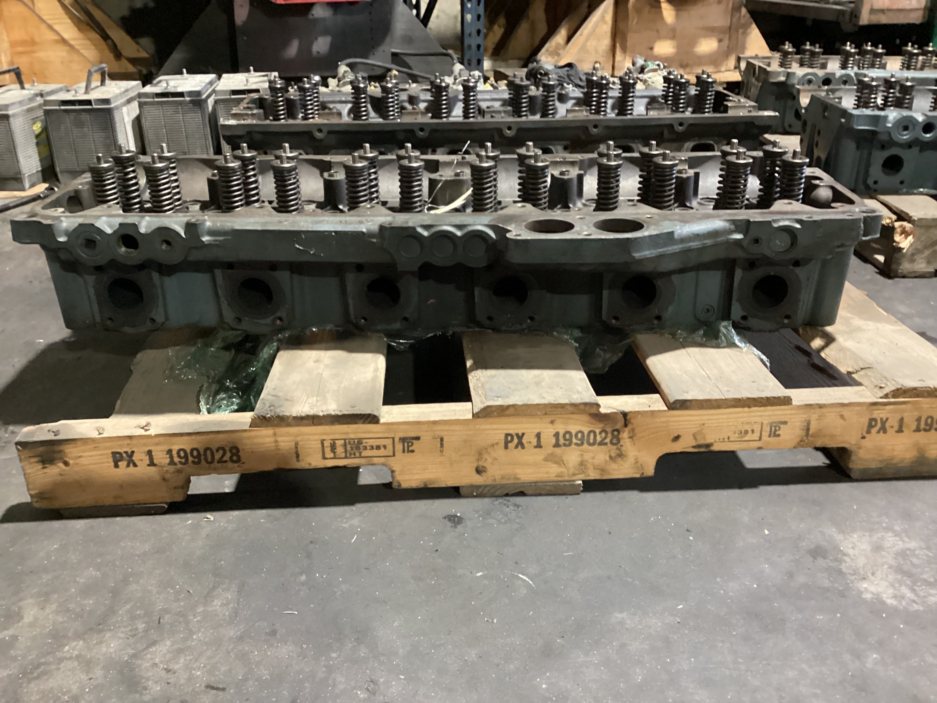 USED | ENGINE CYLINDER HEAD DETROIT 14 LITERS , NEEDS TO BE REBUILT BEFORE INSTALL IT | SKU1,230