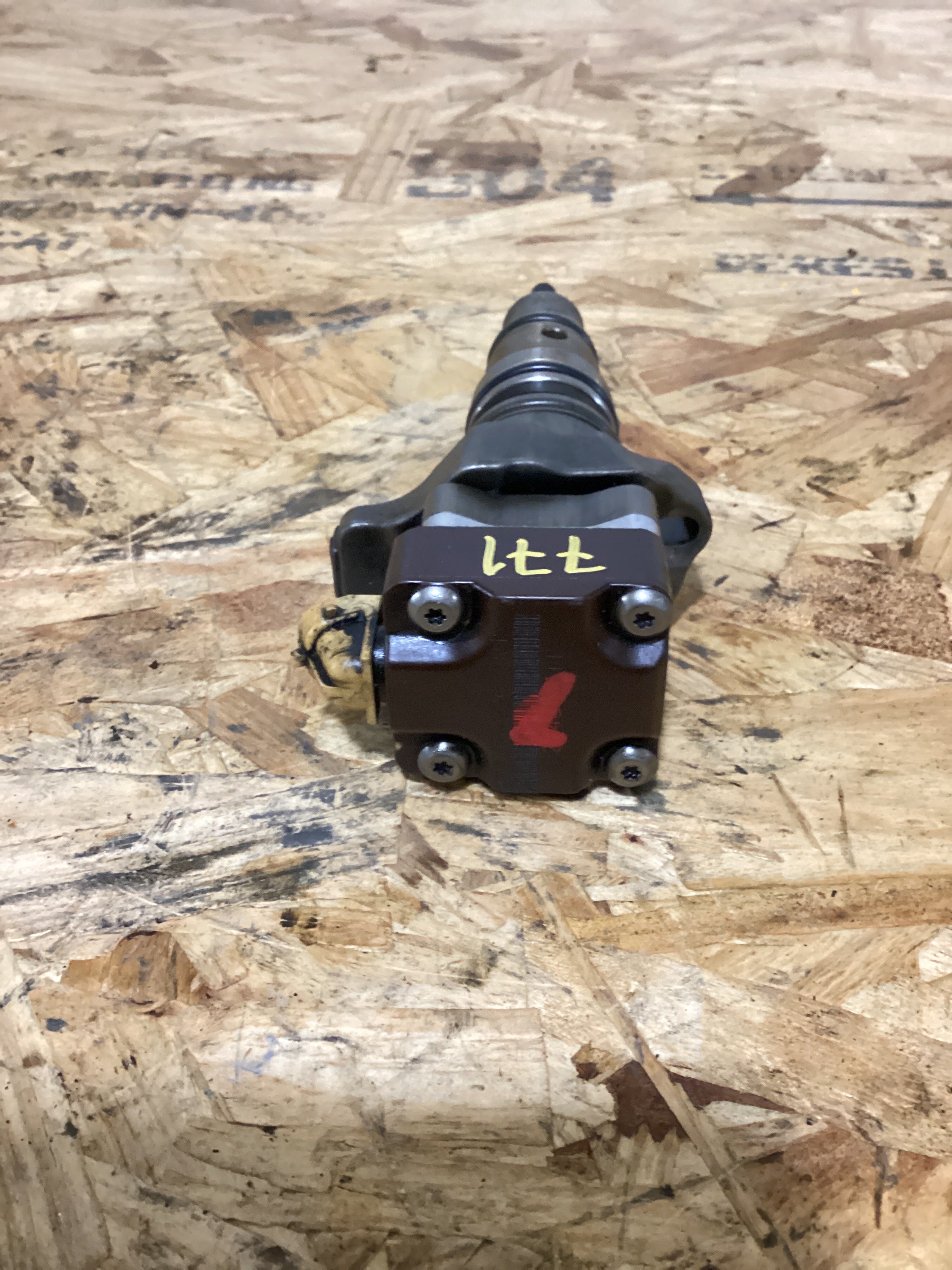 USED | FUEL INJECTOR CAT ENGINE | SKU771