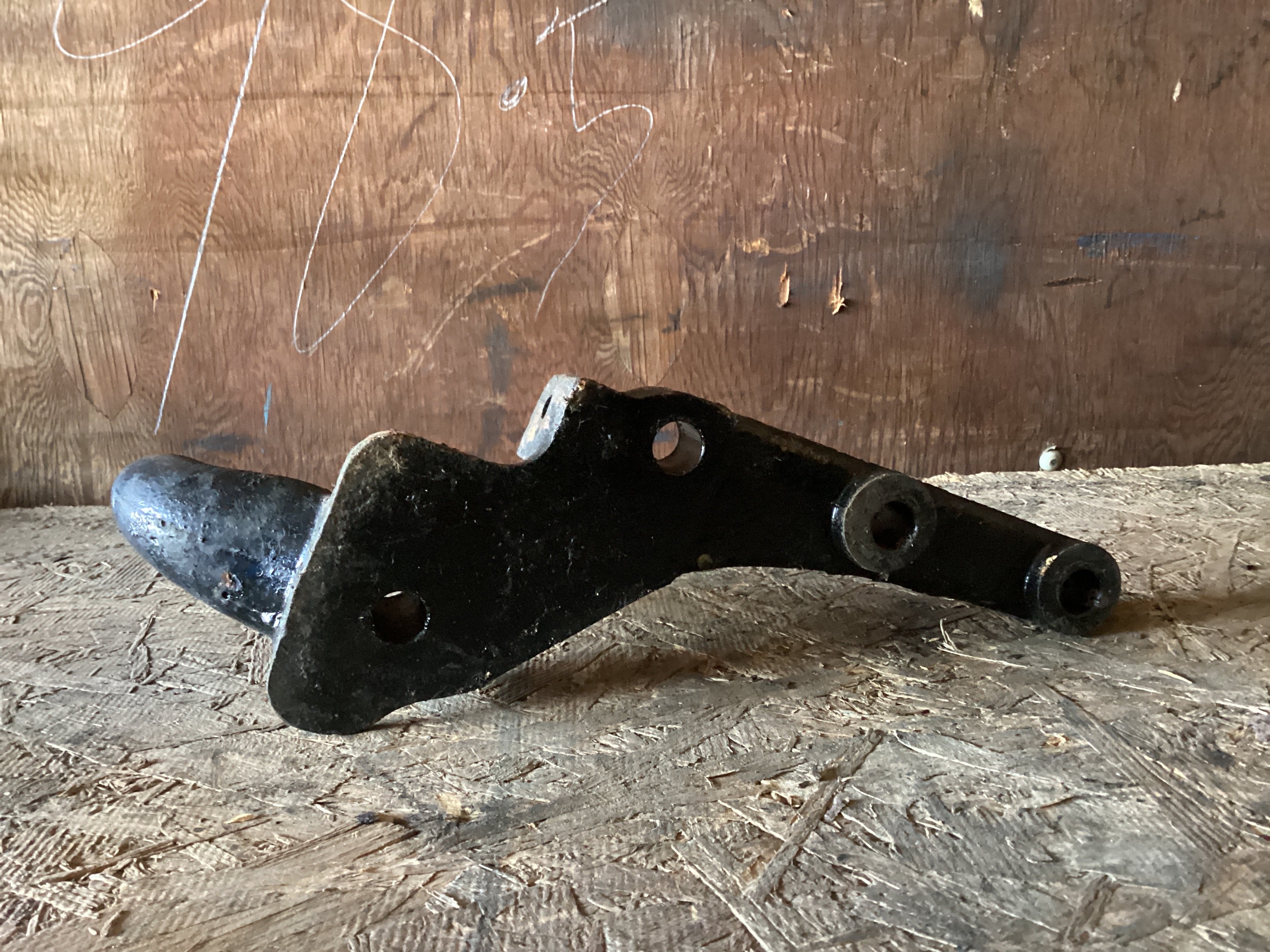 USED | FRONT TOW HOOK BRACKET RHS FREIGHTLINER | SKU1,068
