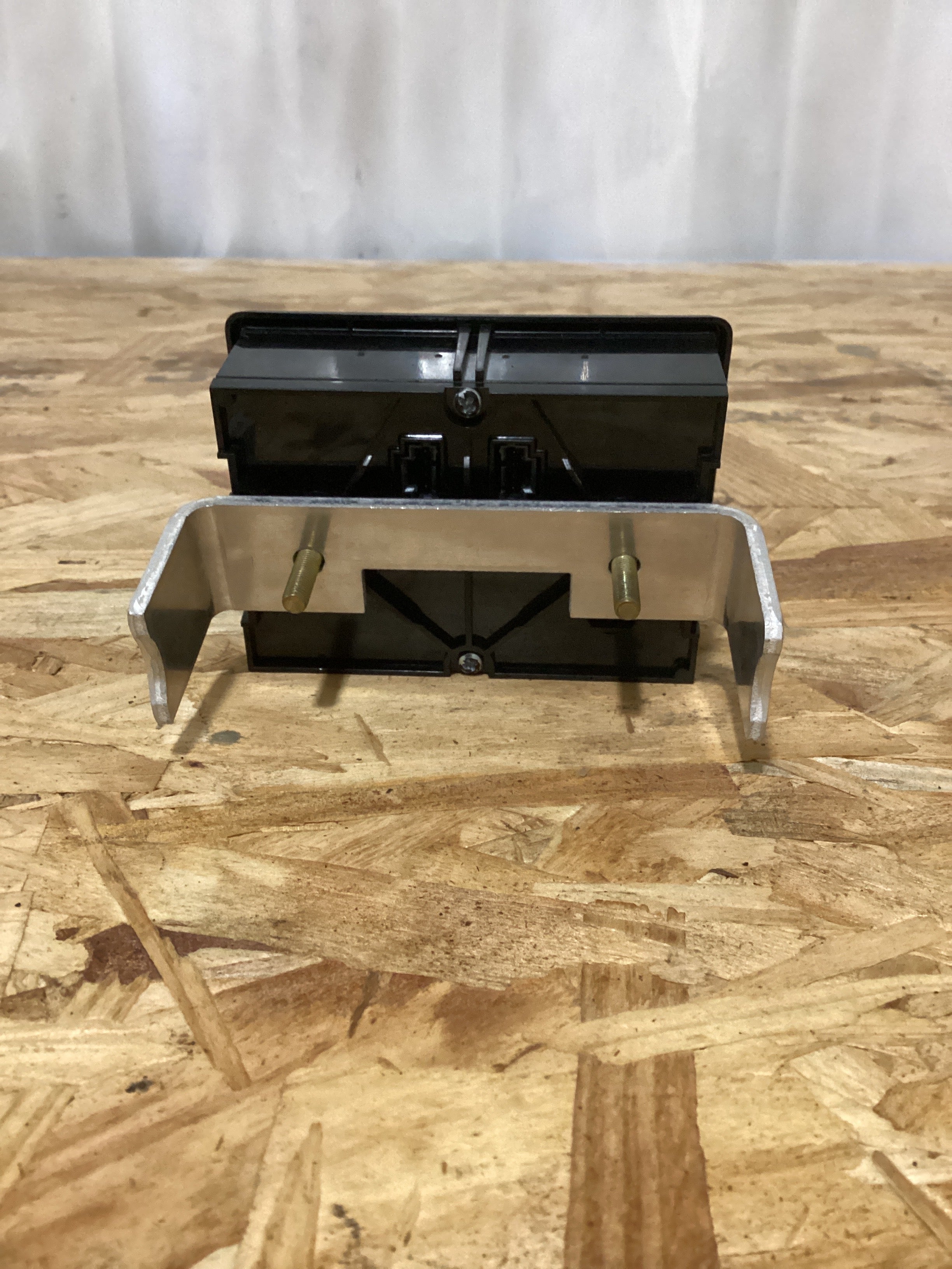 NEW | INSTRUMENT INDICATOR MACK | SKU711