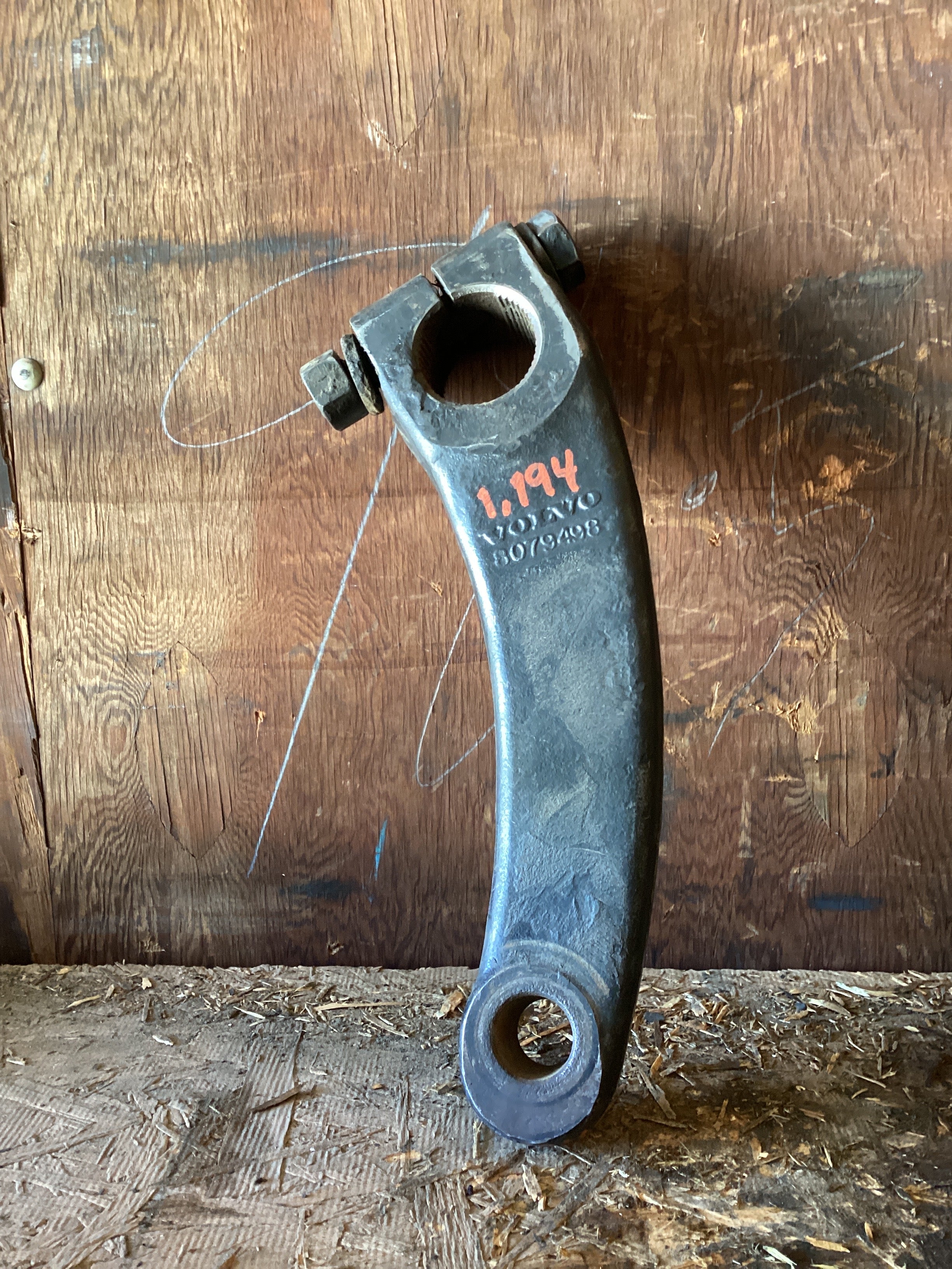 USED | POWER STEERING GEAR BOX PITMAN ARM VOLVO VNL | SKU1,194