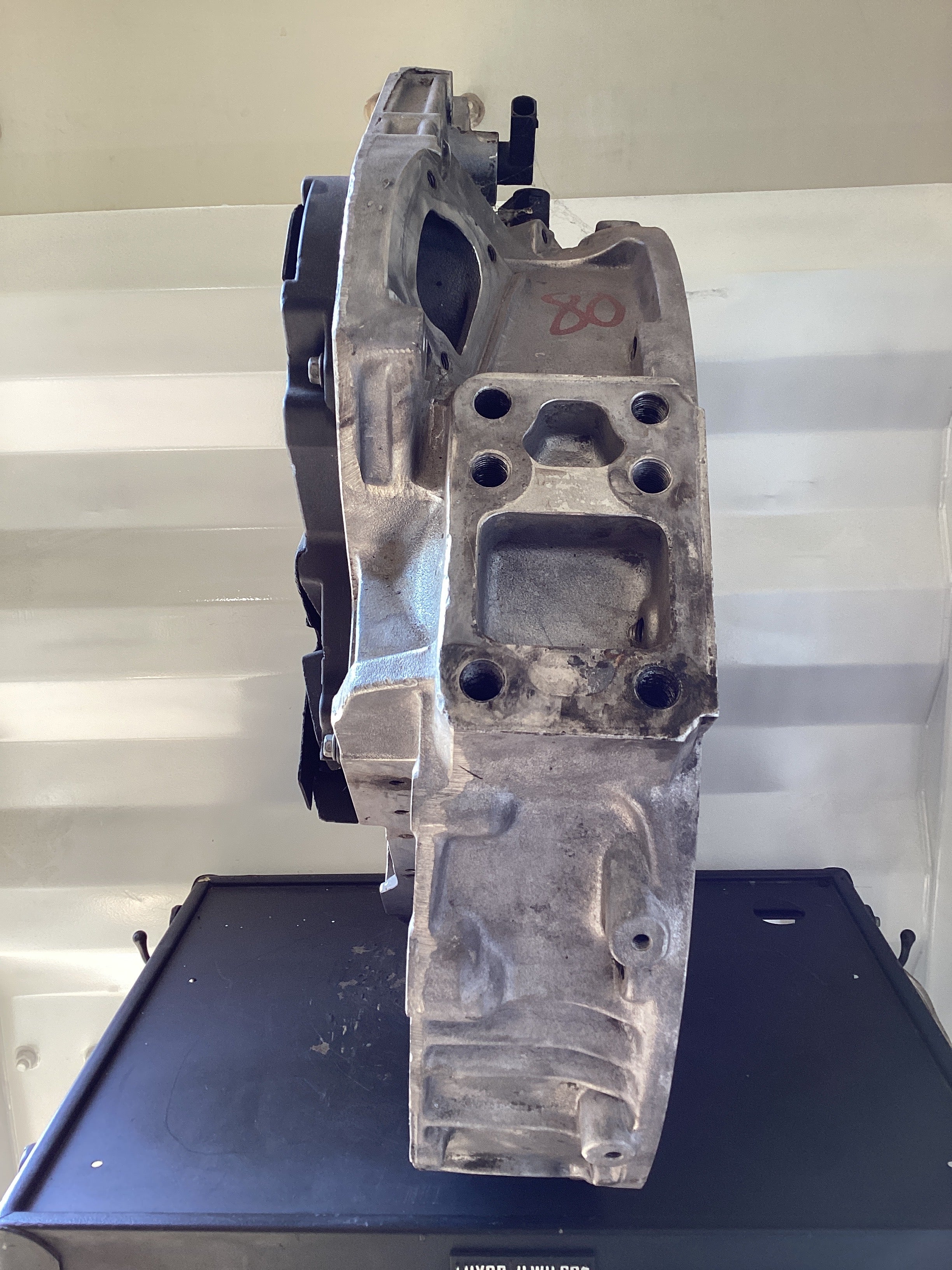 USED | ENGINE FLYWHEEL HOUSING MERCEDES MBE-4000 | SKU80