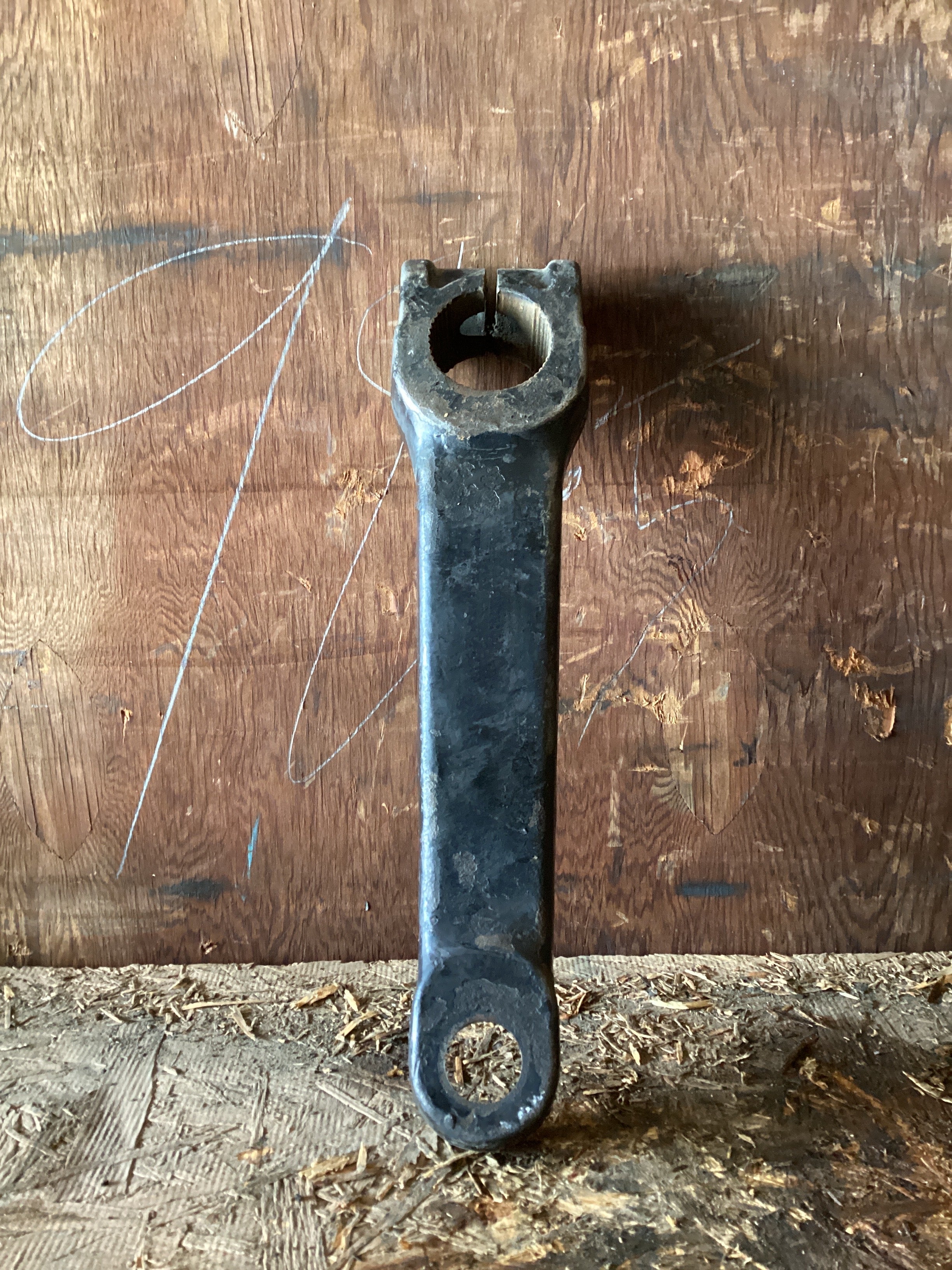 USED | POWER STEERING GEAR BOX PITMAN ARM FREIGHTLINER | SKU1,185