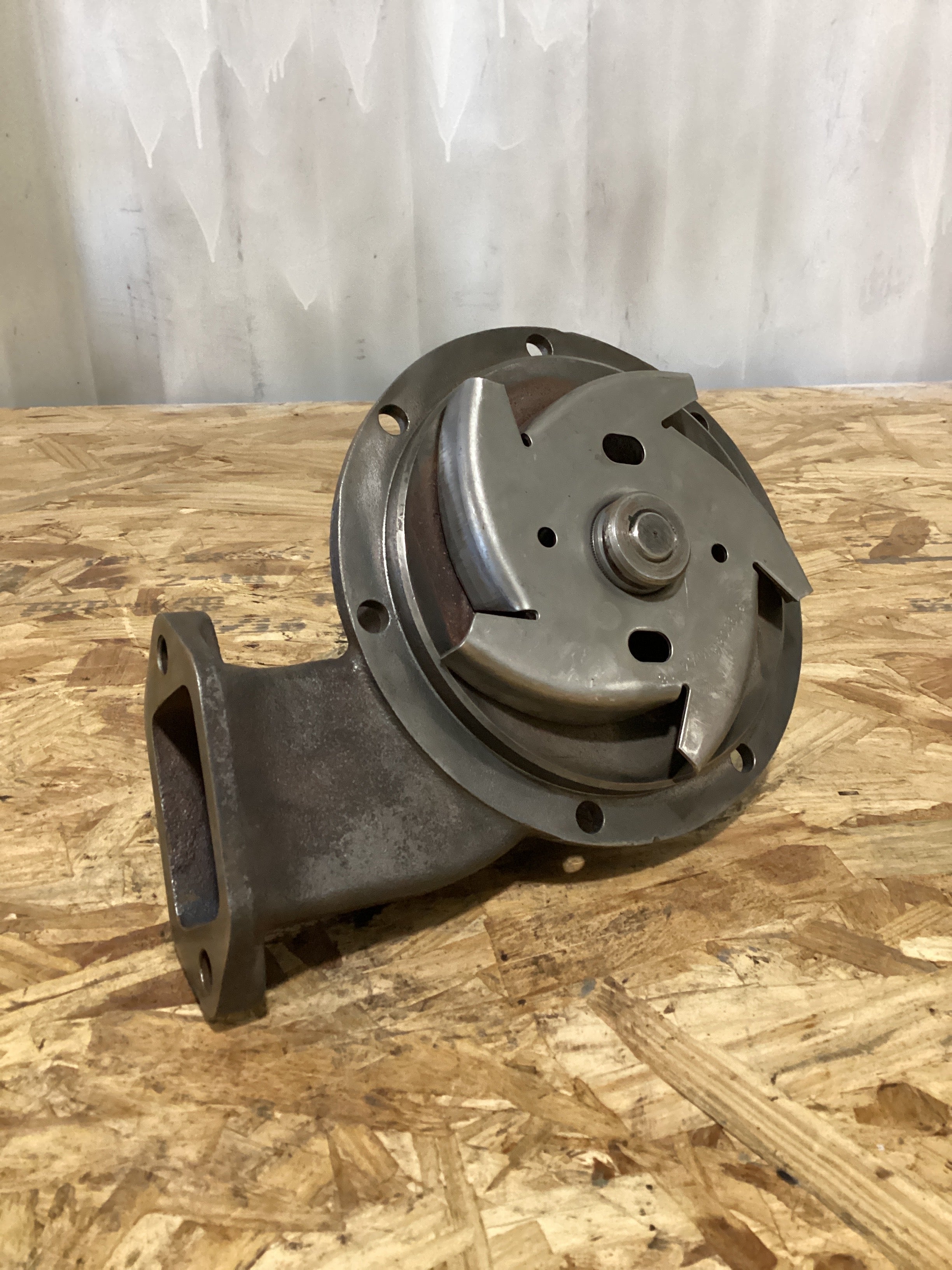 NEW | WATER PUMP ASSY MACK E7 | SKU721