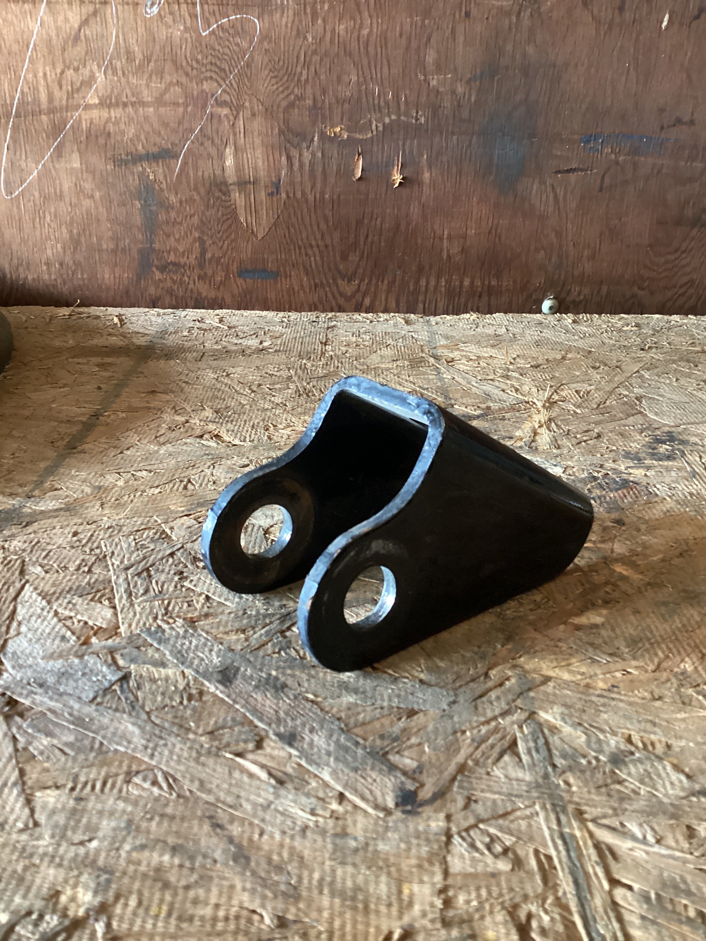 USED | REAR SHOCK UPPER BRACKET | SKU949