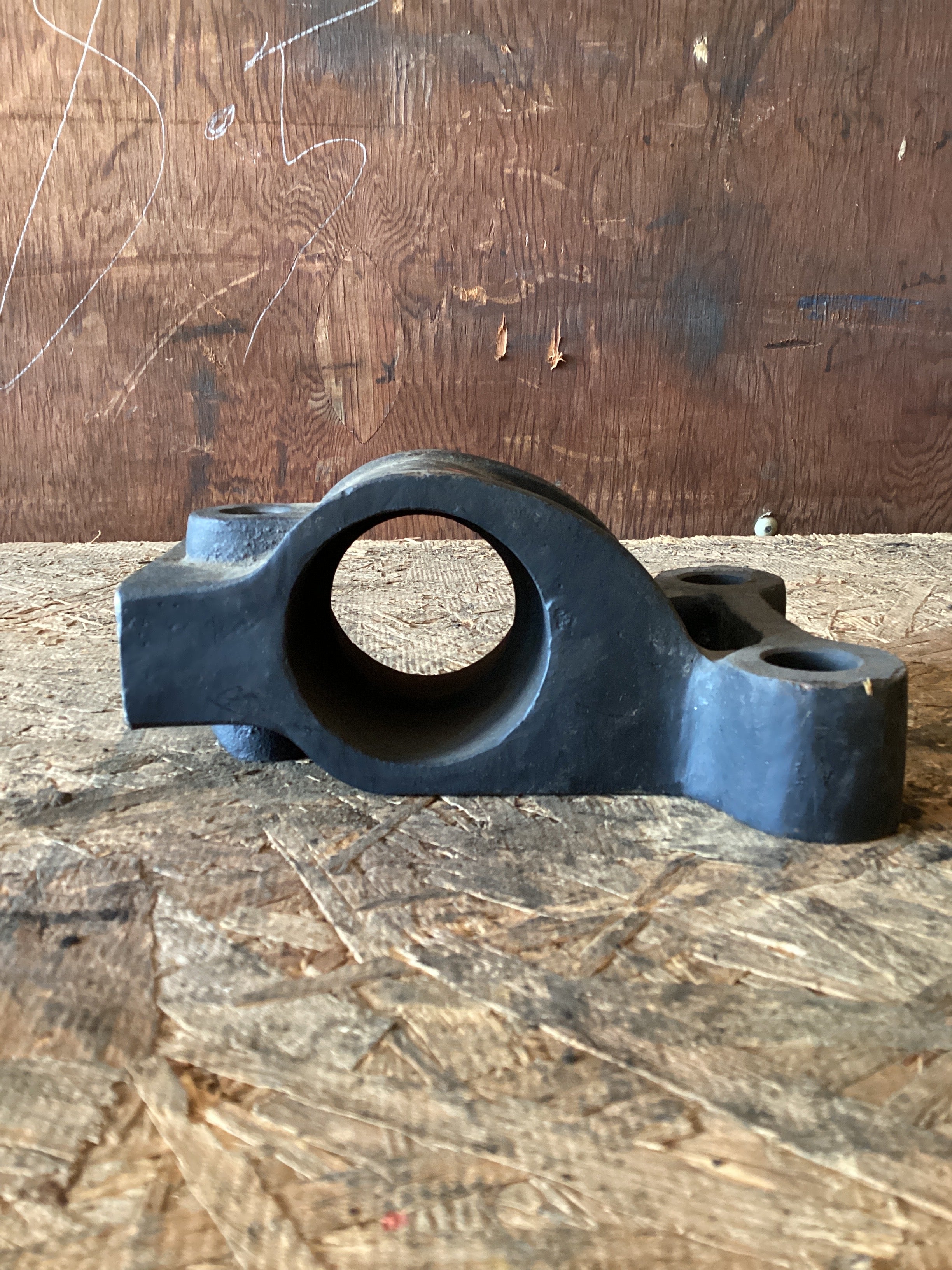 USED | LEAF SPRING EYE CASTING PETERBILT | SKU1,021
