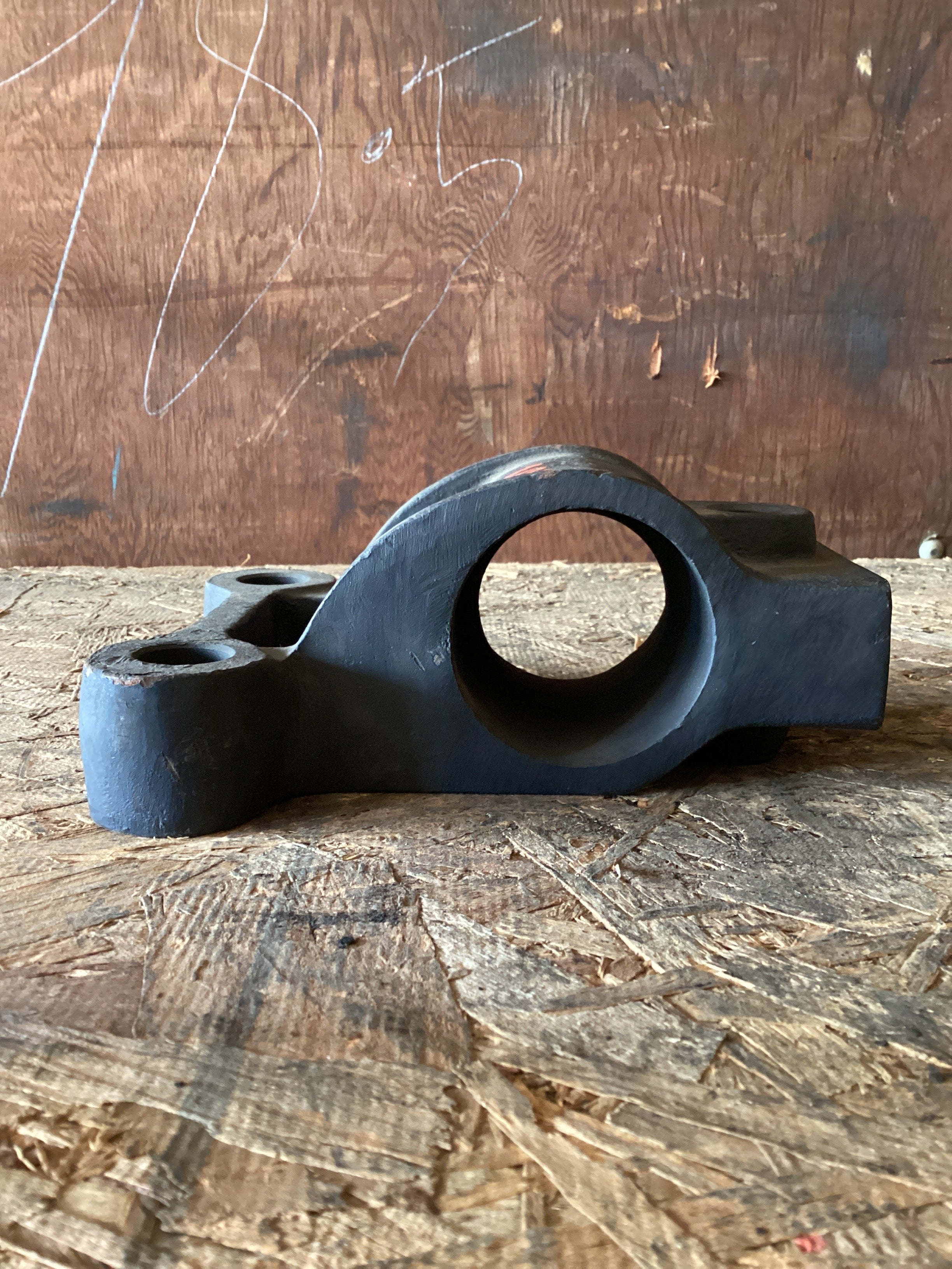 USED | LEAF SPRING EYE CASTING PETERBILT | SKU1,021