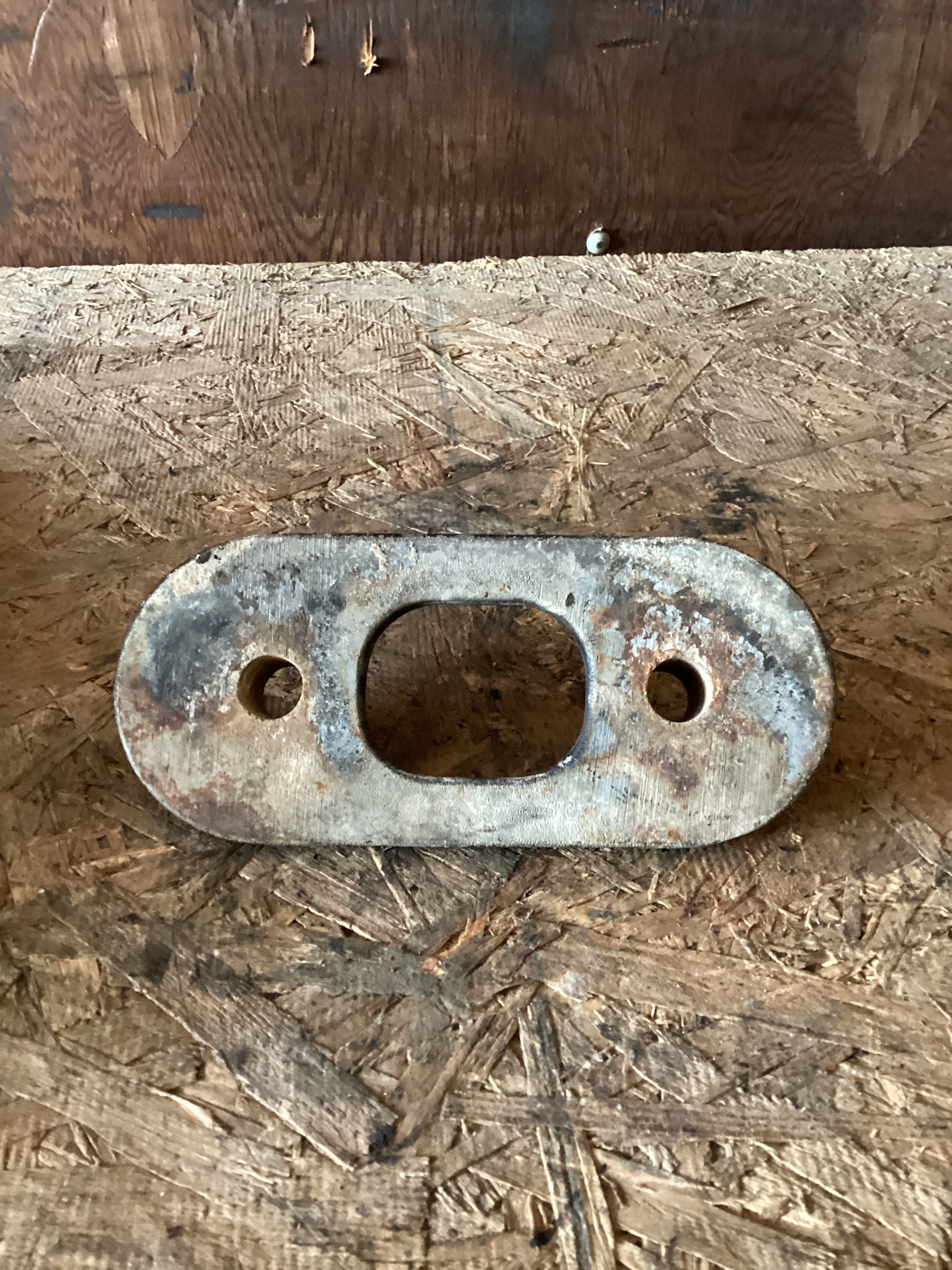 USED | TORQUE ROD BAR BRACKET KENWORTH | SKU956