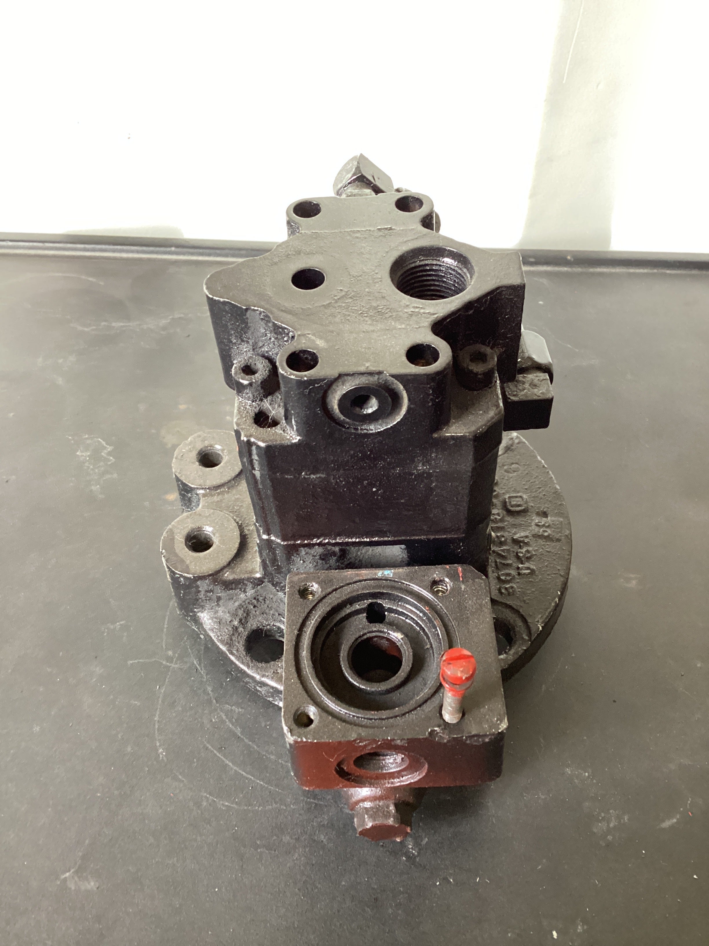 USED | FUEL PUMP CUMMINS N14 | SKU542