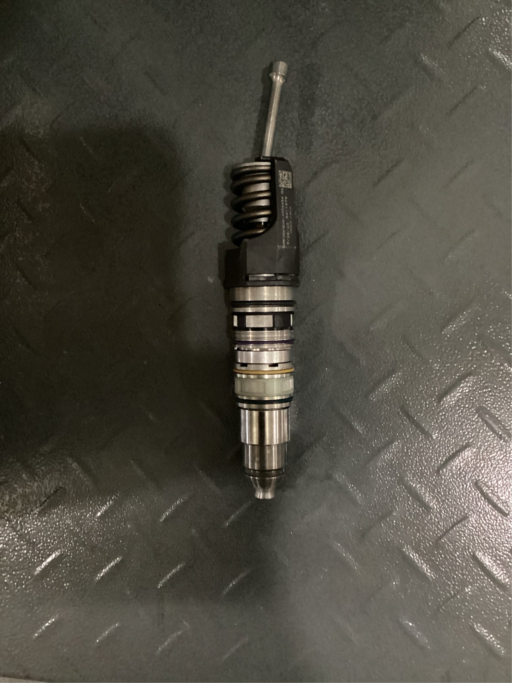NEW | FUEL INJECTOR (CUMMINS ISX) | SKU199