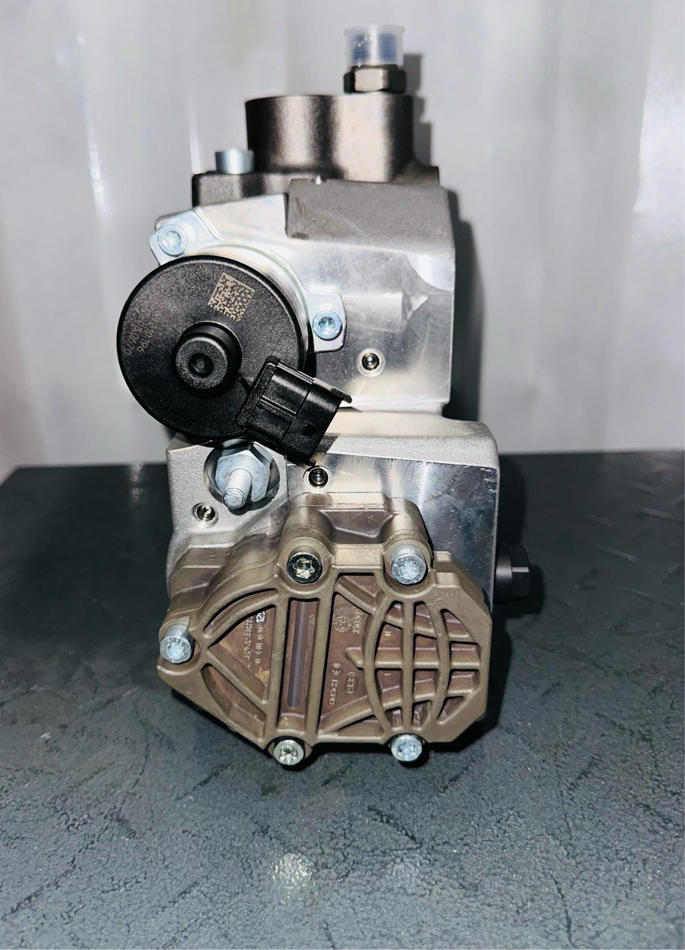 NEW | FUEL PUMP ASSY (DD15) | SKU311