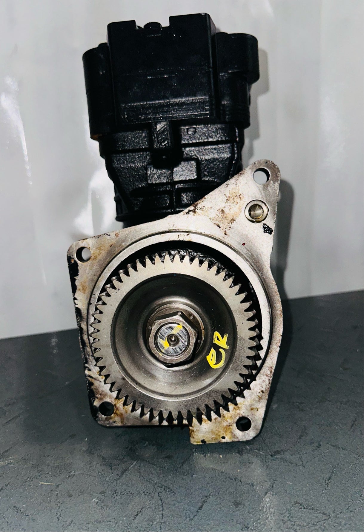 NEW | AIR COMPRESSOR ASSY NEW (DETROIT DD13-DD15) | SKU307