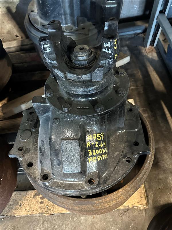 USED | 2.64 MERITOR REAR/REAR DIFFERENTIAL | SKU759