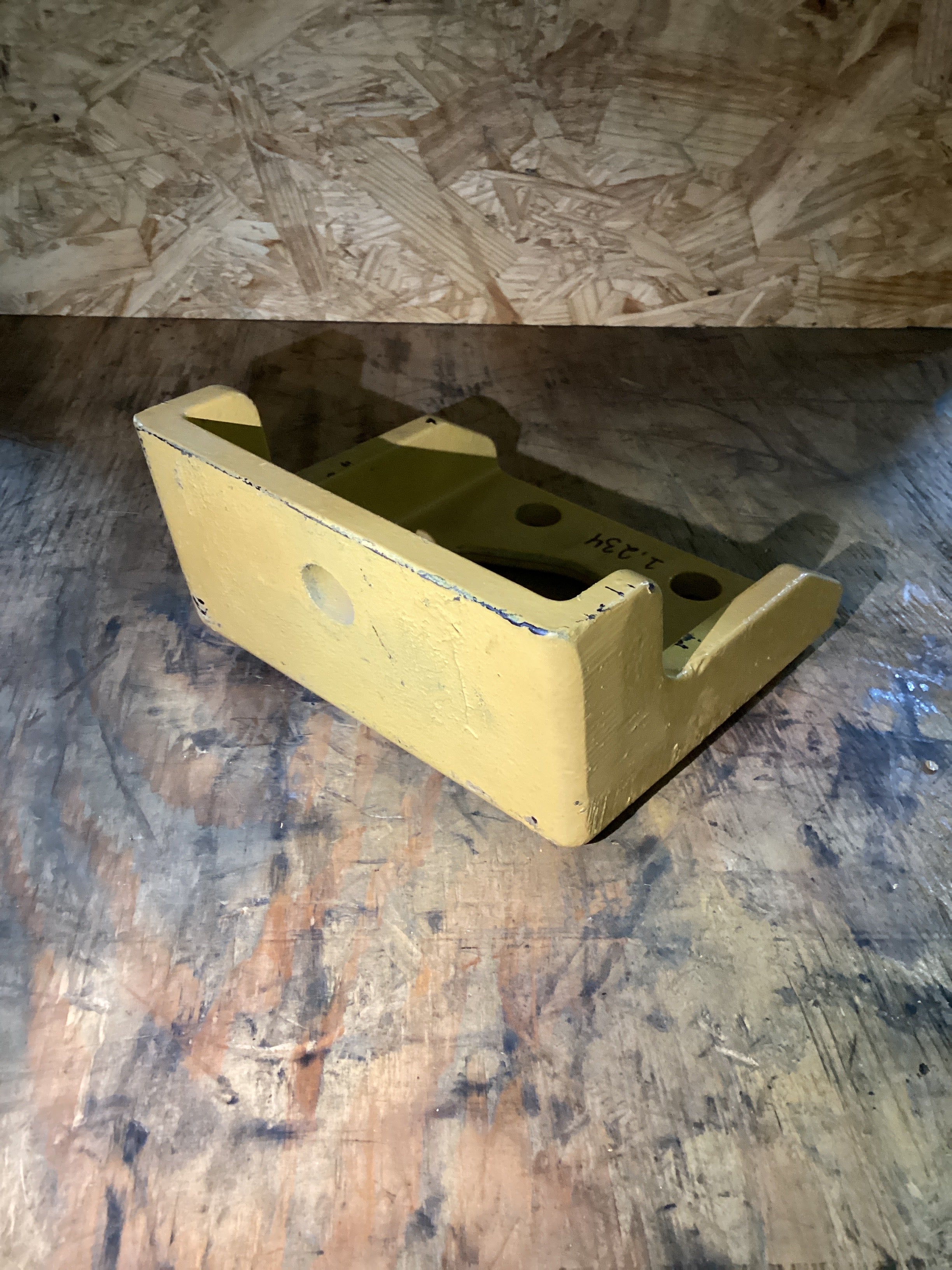 USED | ENGINE MOUNT REAR CAT C15| SKU1,234