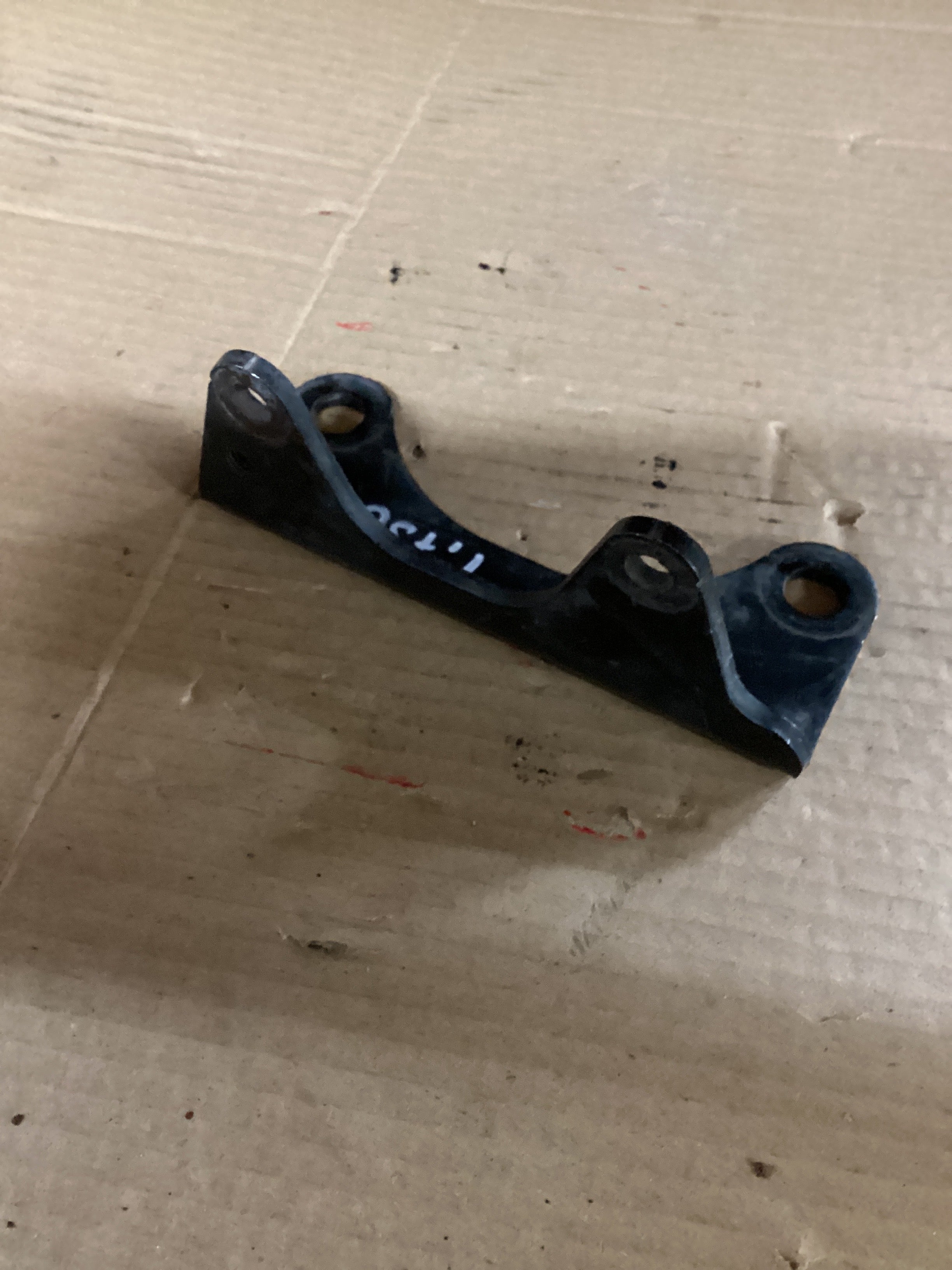 USED | ENGINE ECM BRACKET DETROIT DD15 | SKU1,750