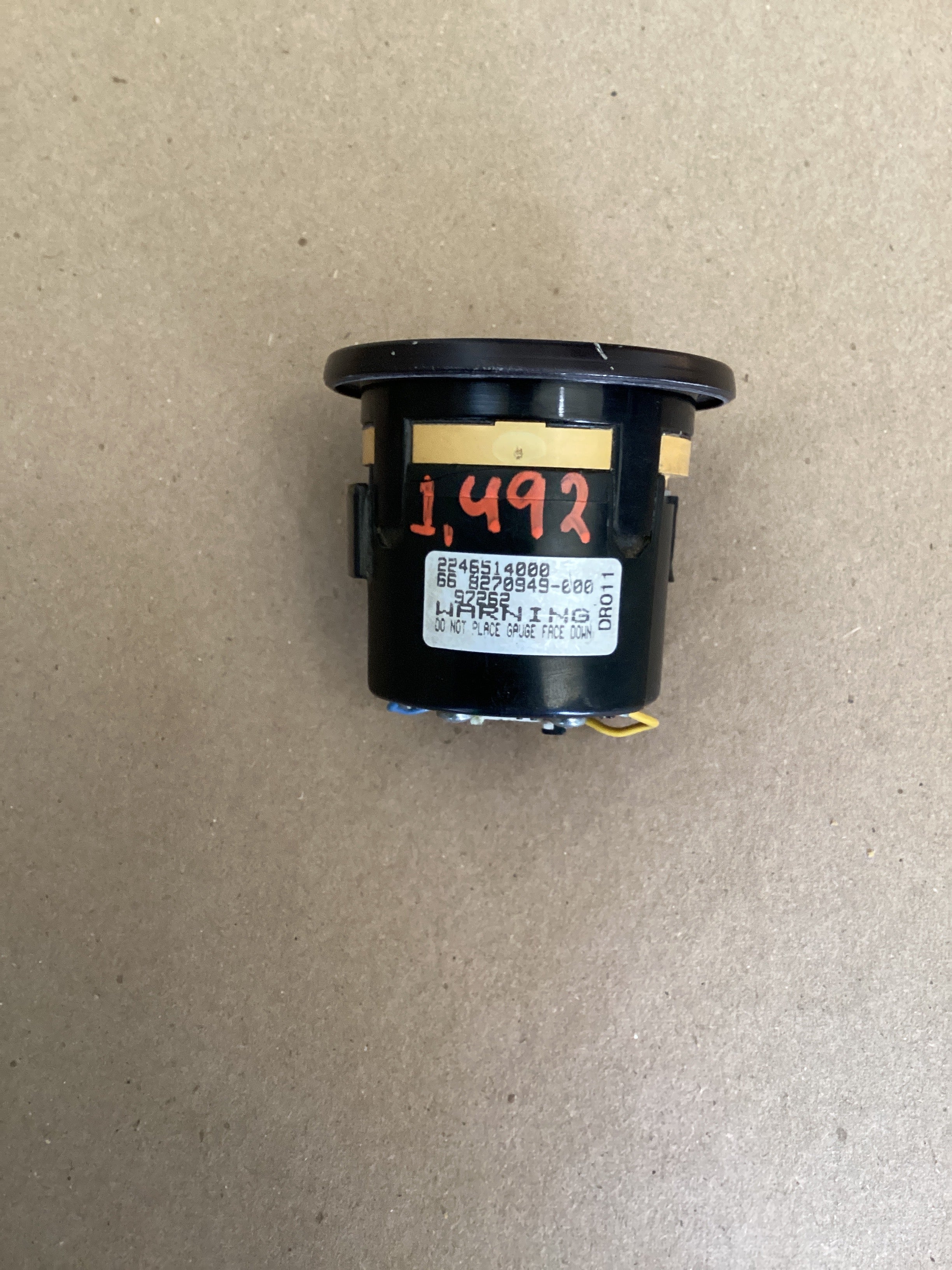 USED | DASHBOARD FUEL GAUGE FREIGHTLINER | SKU1,492