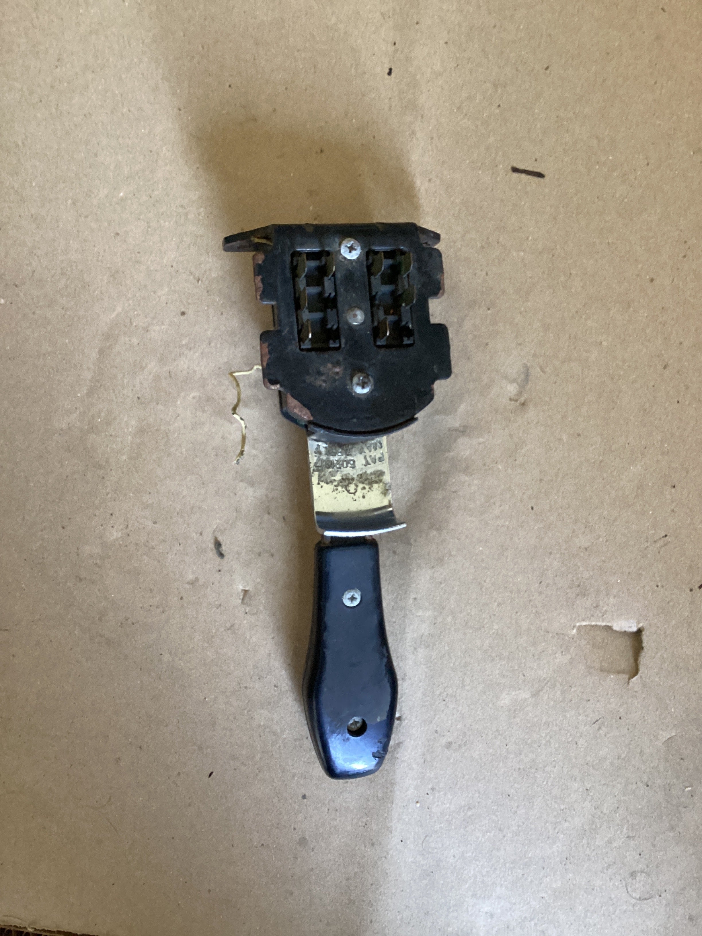 USED | TURN SIGNAL LIGHT SWITCH PETERBILT 387 | SKU1,629