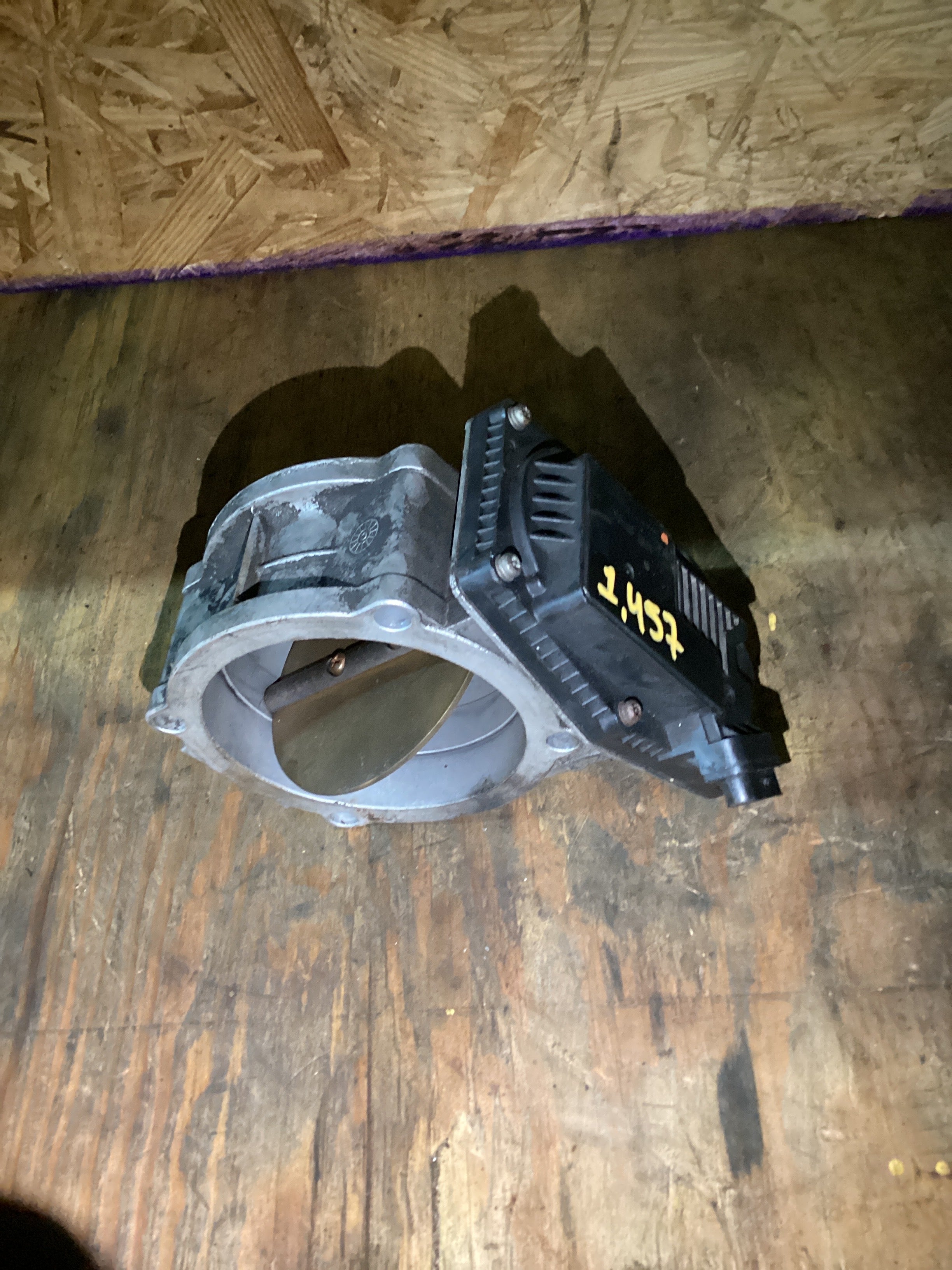 USED | ENGINE THROTTLE BODY DETROIT DD15 | SKU1,457