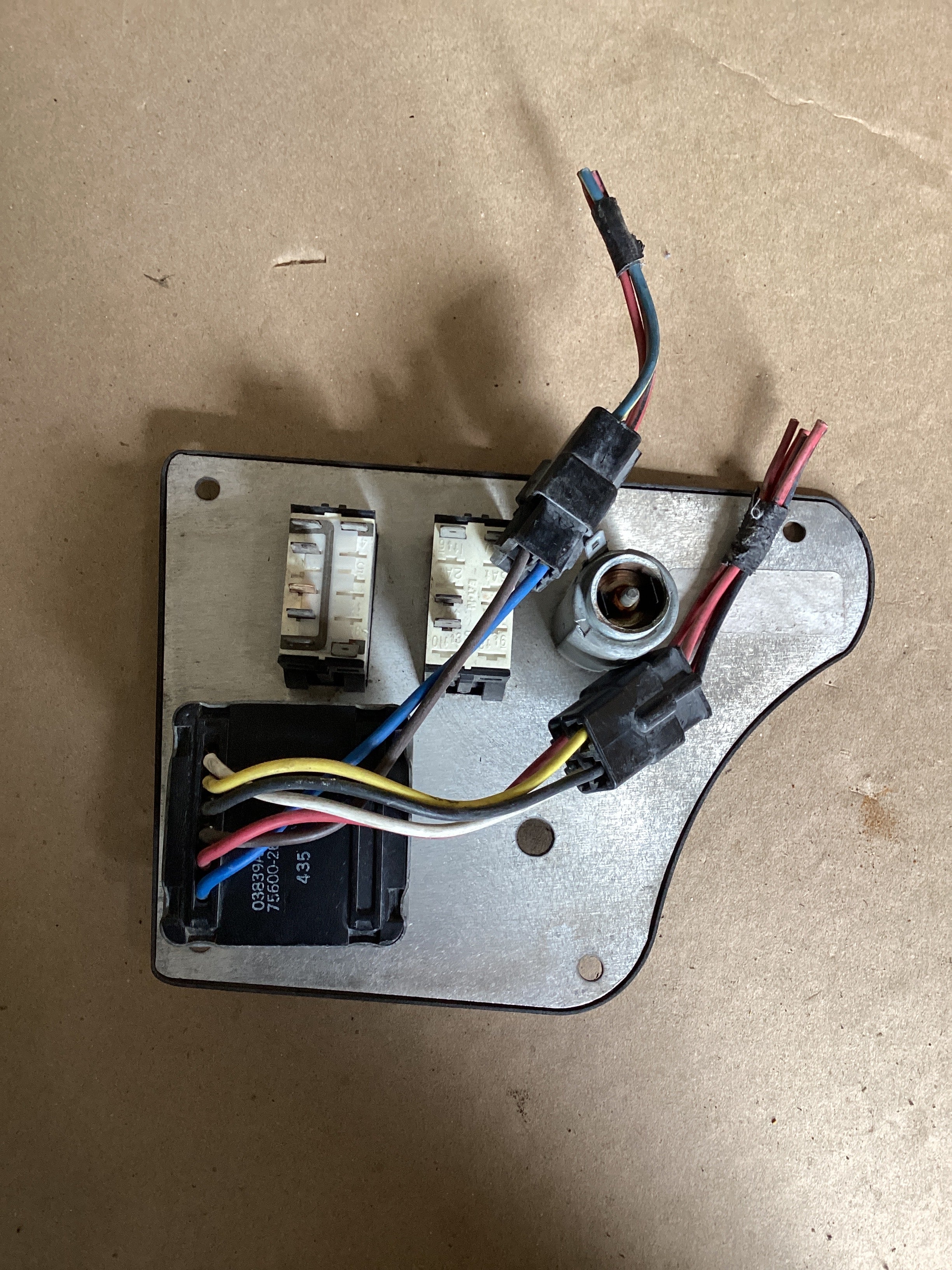 USED | DASHBOARD PANEL WIPER SWITCH CONTROLLER PETERBILT | SKU1,606
