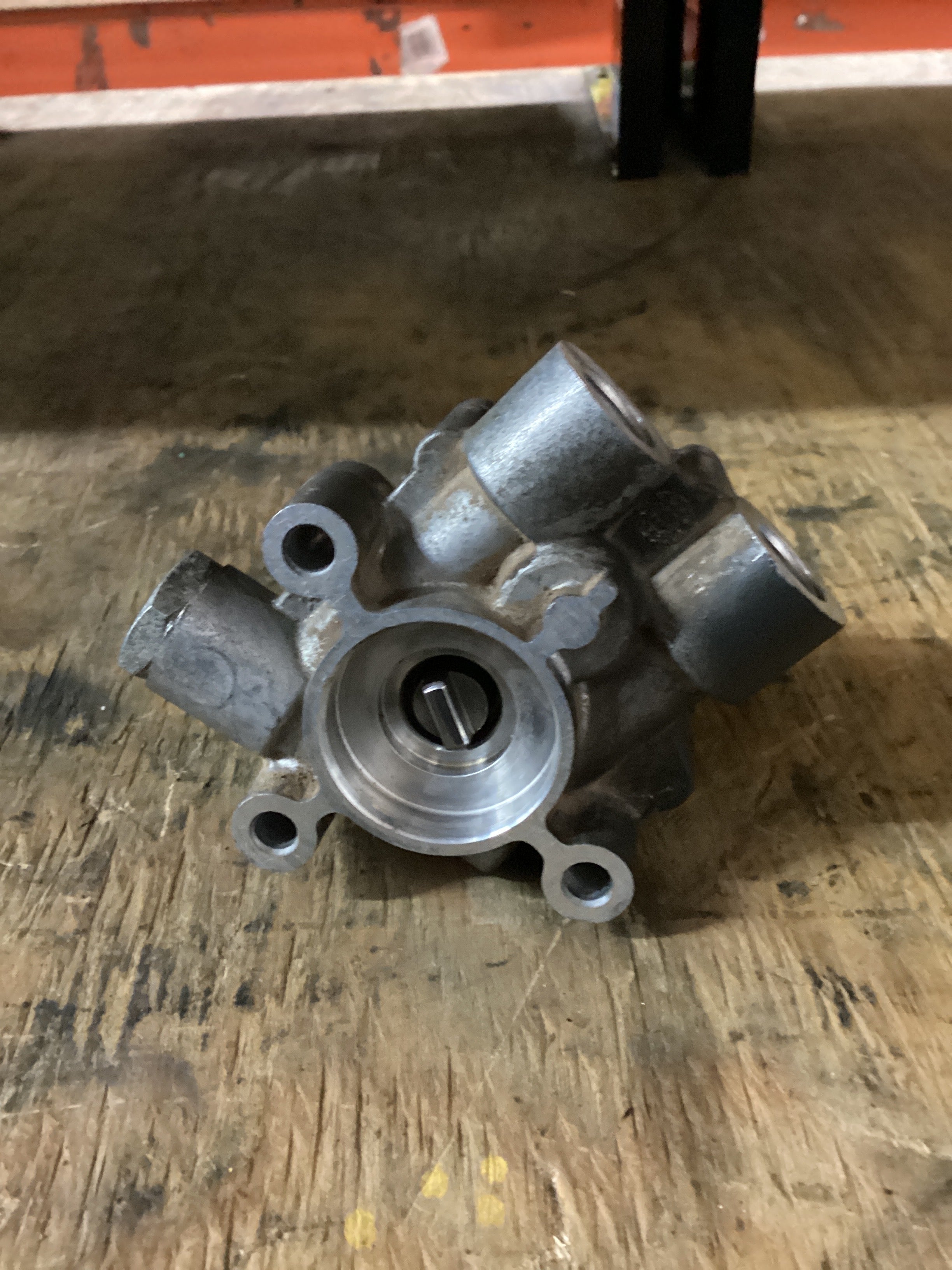 USED | ENGINE FUEL PUMP SOLENOID PACCAR MX13 | SKU1,426