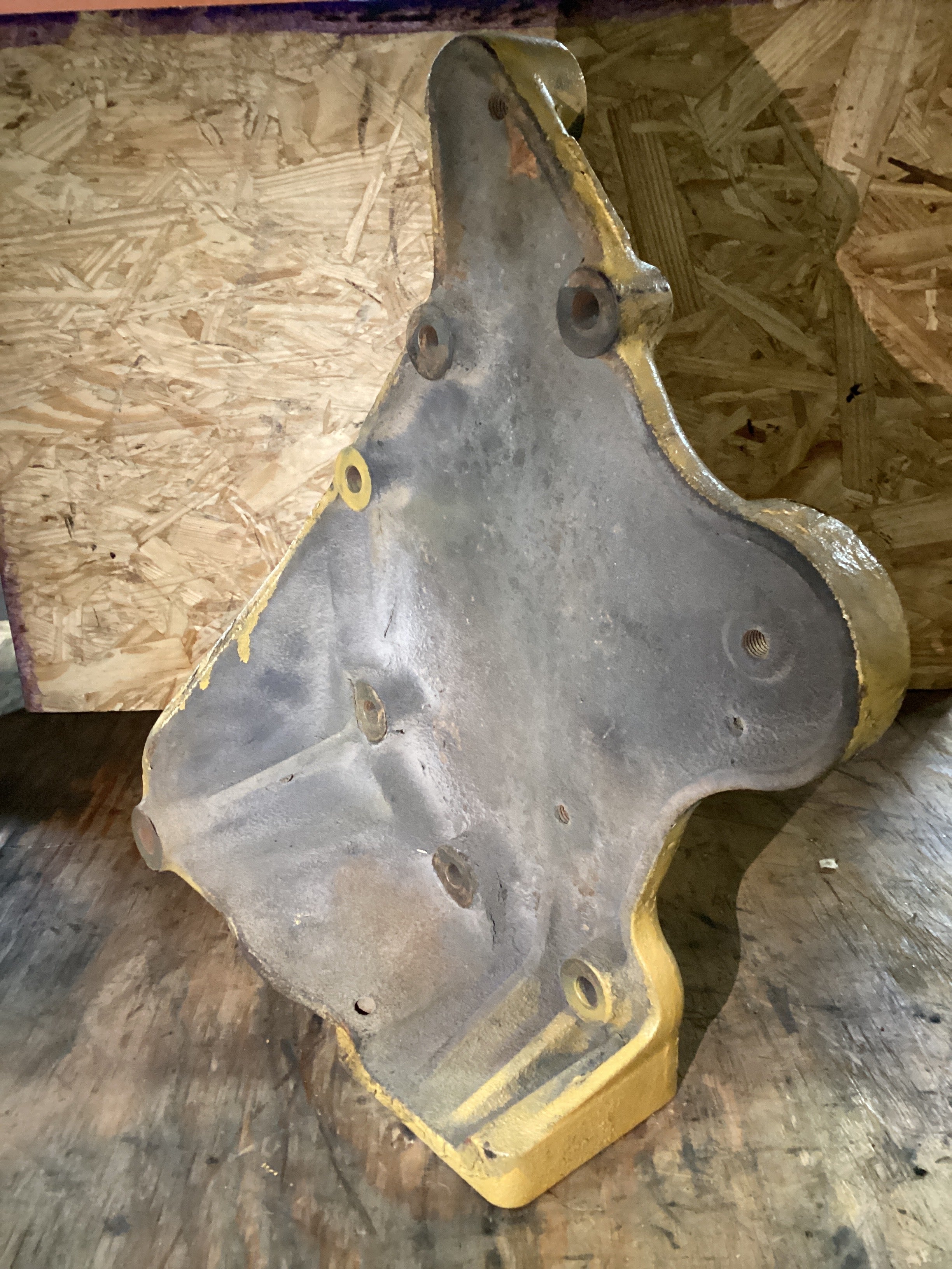 USED | ENGINE ALTERNATOR MOUNTING BRACKET CAT C15 | SKU1,349