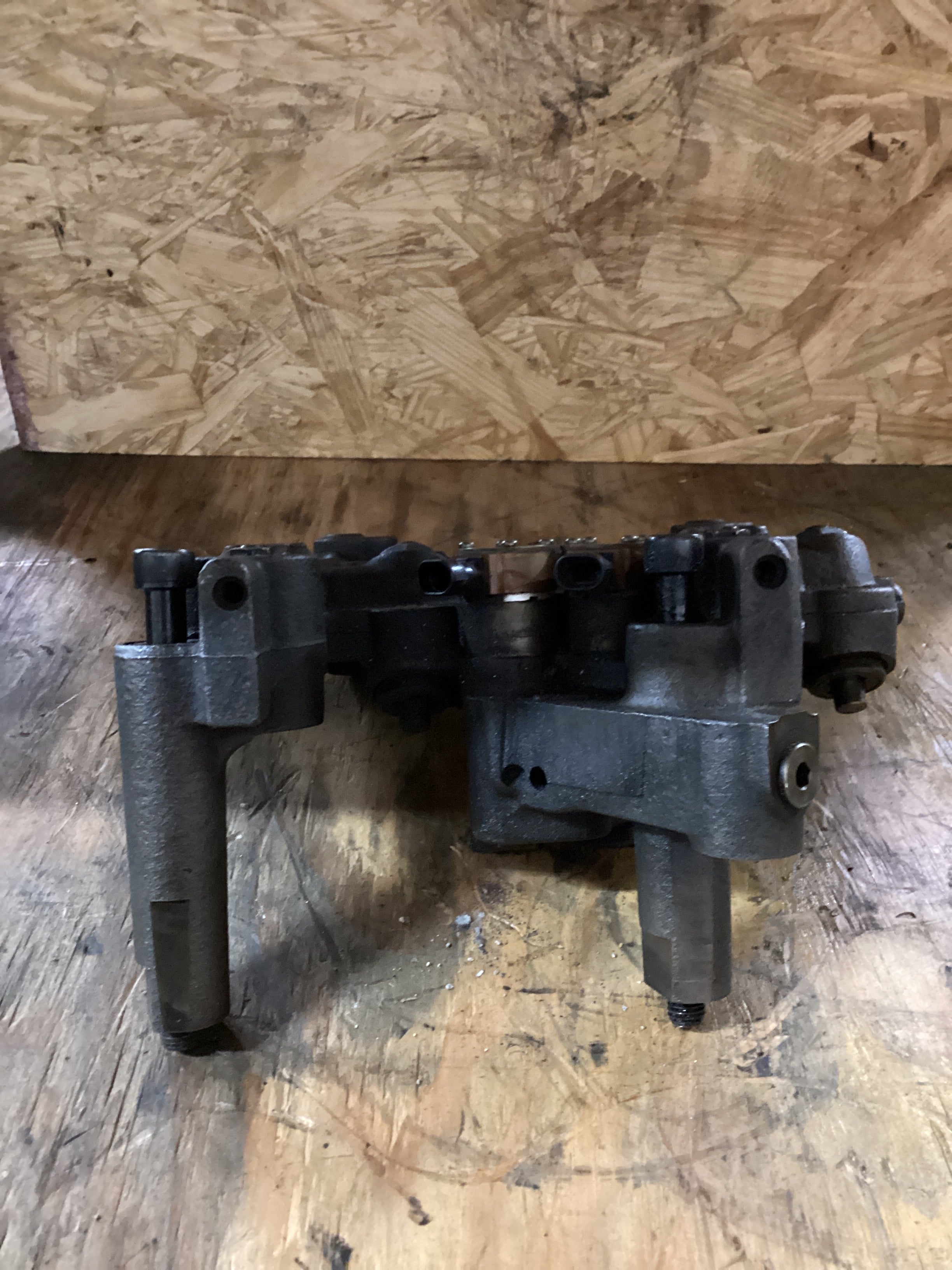 USED | ENGINE JAKE BRAKE ASSEMBLY CAT C13 | SKU1,329