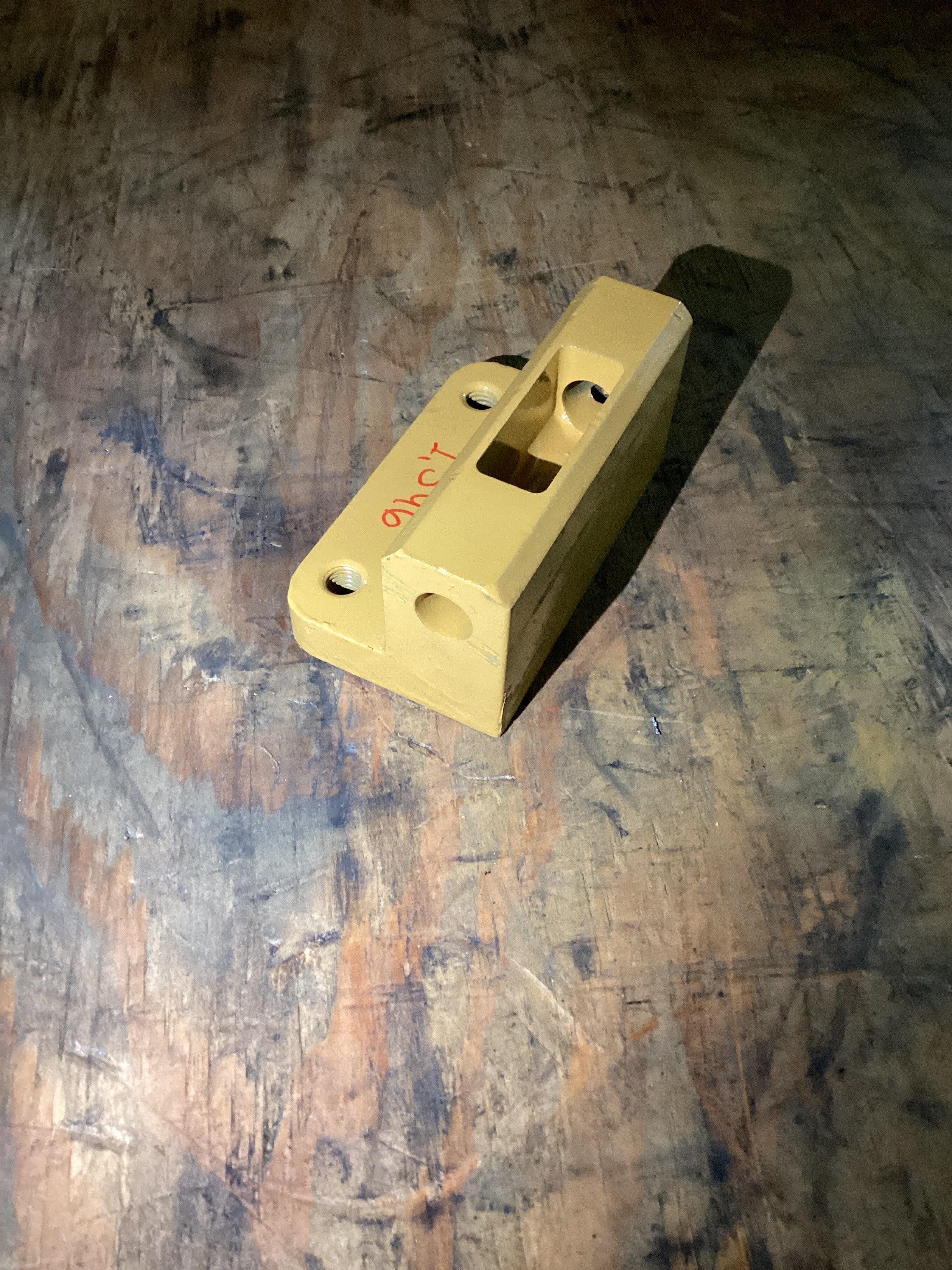 USED | ENGINE ALTERNATOR BRACKET CAT C15 | SKU1,346