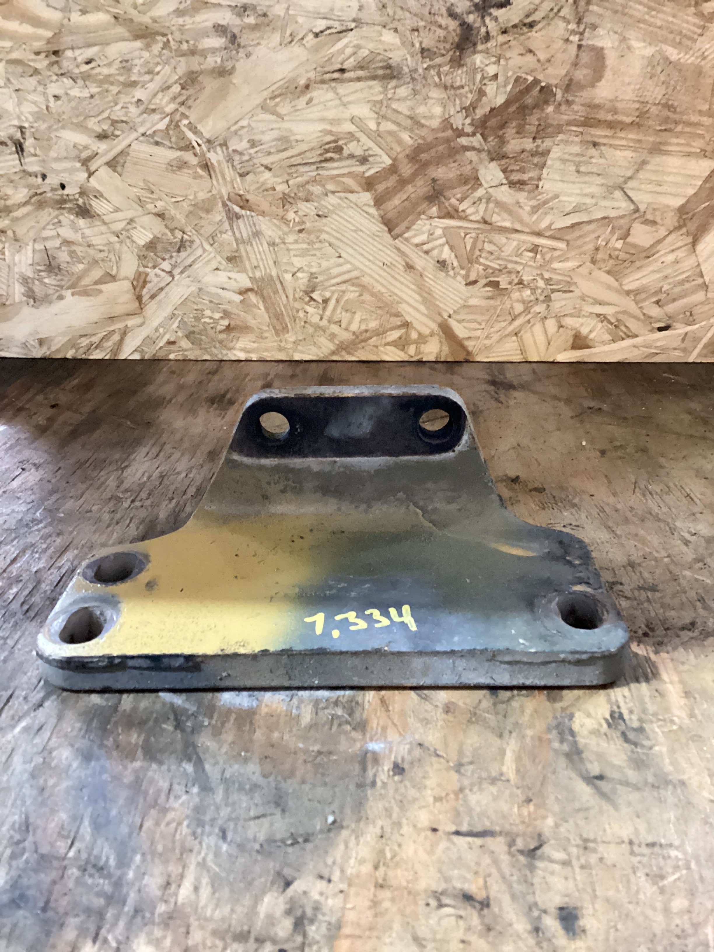 USED | ENGINE BRACKET CAT C13 | SKU1,334