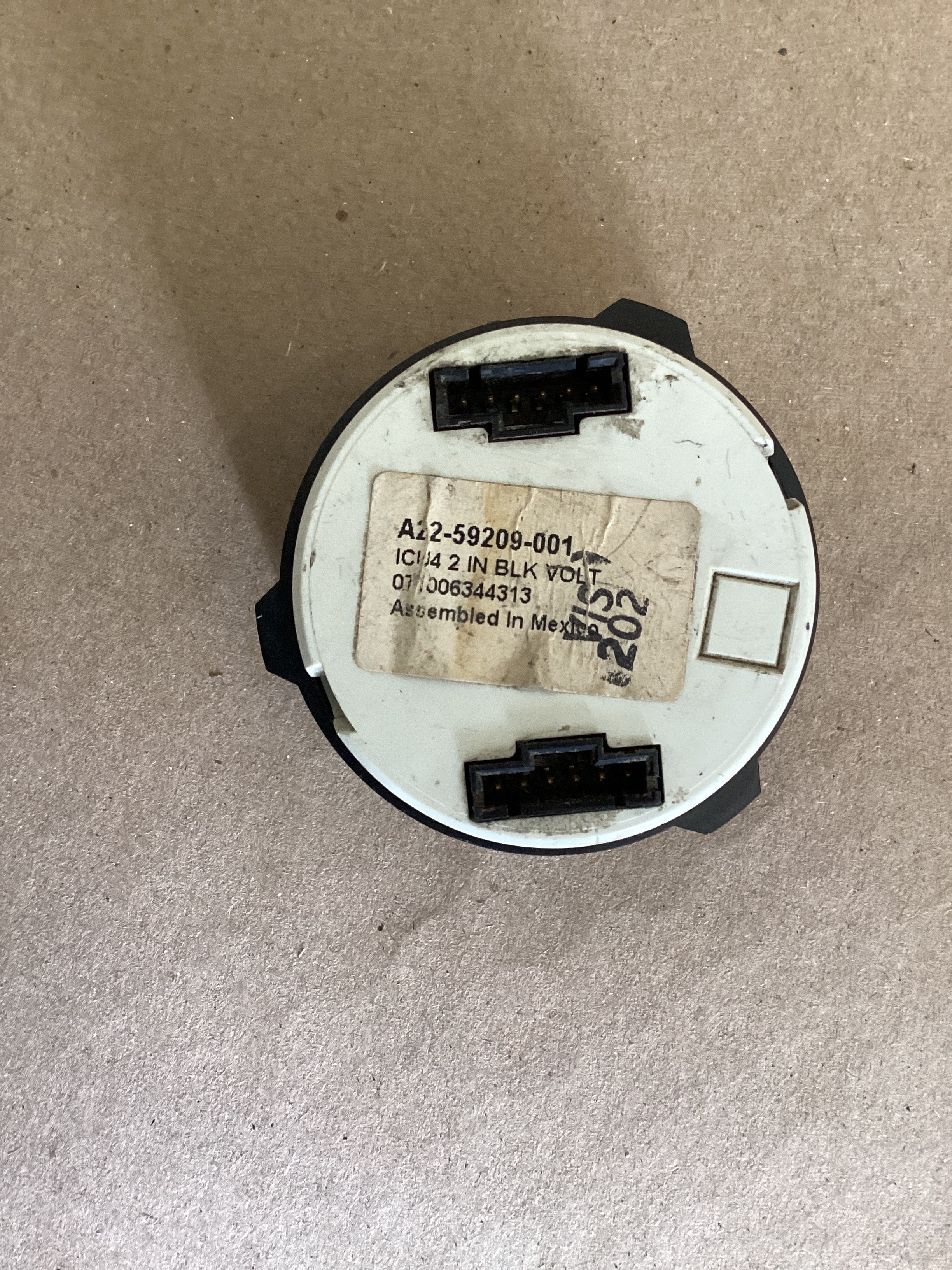 USED | DASHBOARD VOLTMETER GAUGE FREIGHTLINER | SKU1,503