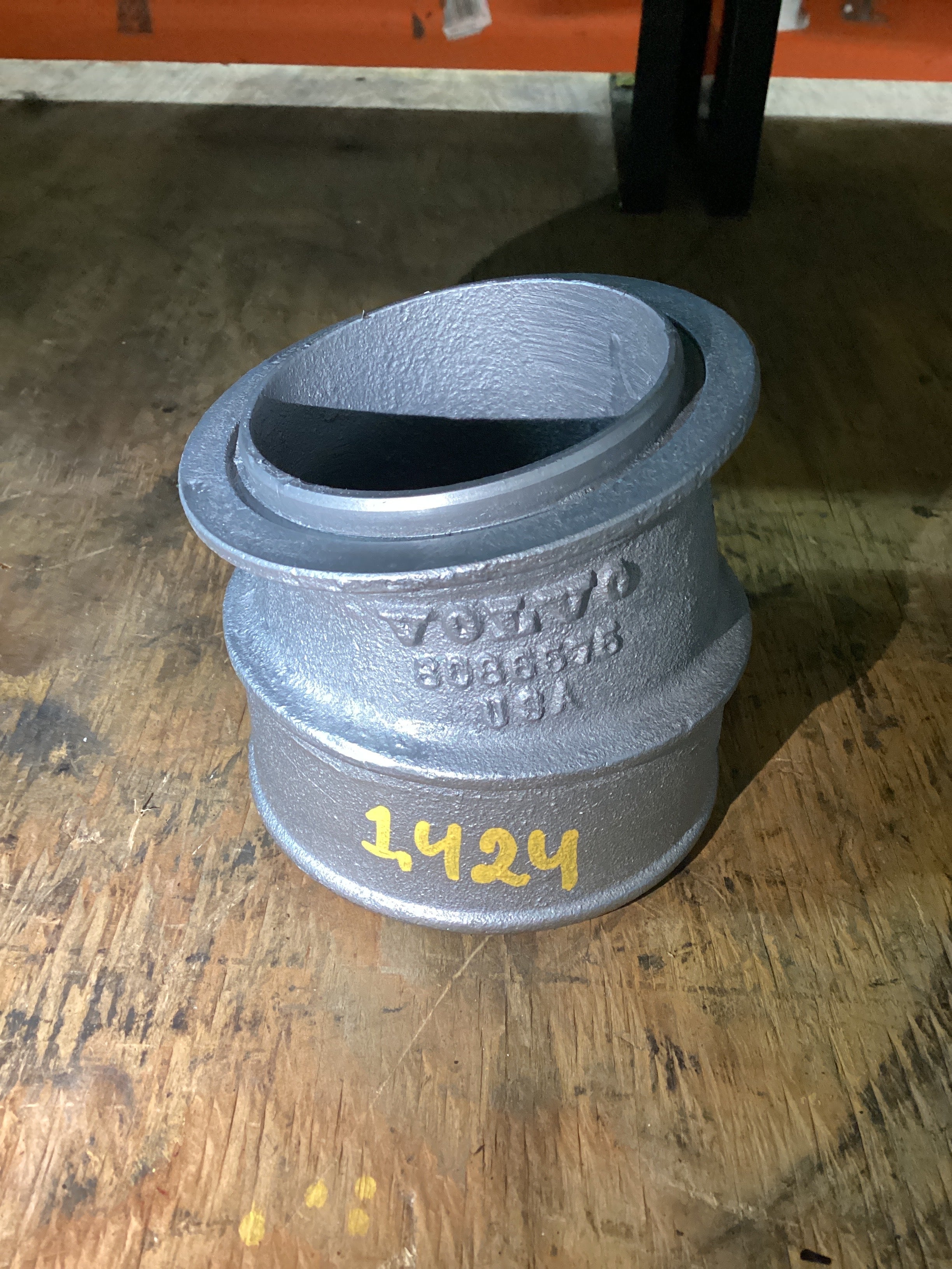 USED | ENGINE TURBO CONNECTION PIPE VOLVO CUMMINS M11 | SKU1,424